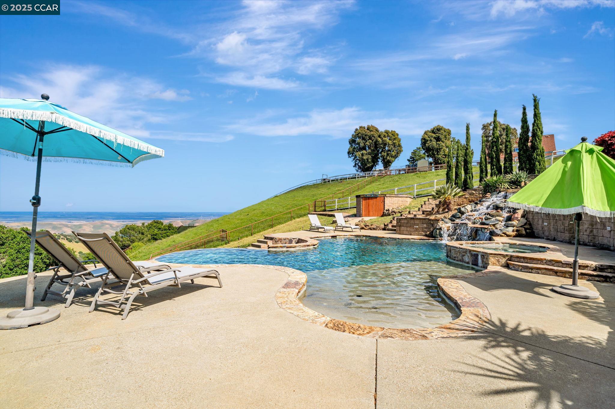 Detail Gallery Image 36 of 60 For 10555 Morgan Territory, Livermore,  CA 94551 - 4 Beds | 2/1 Baths