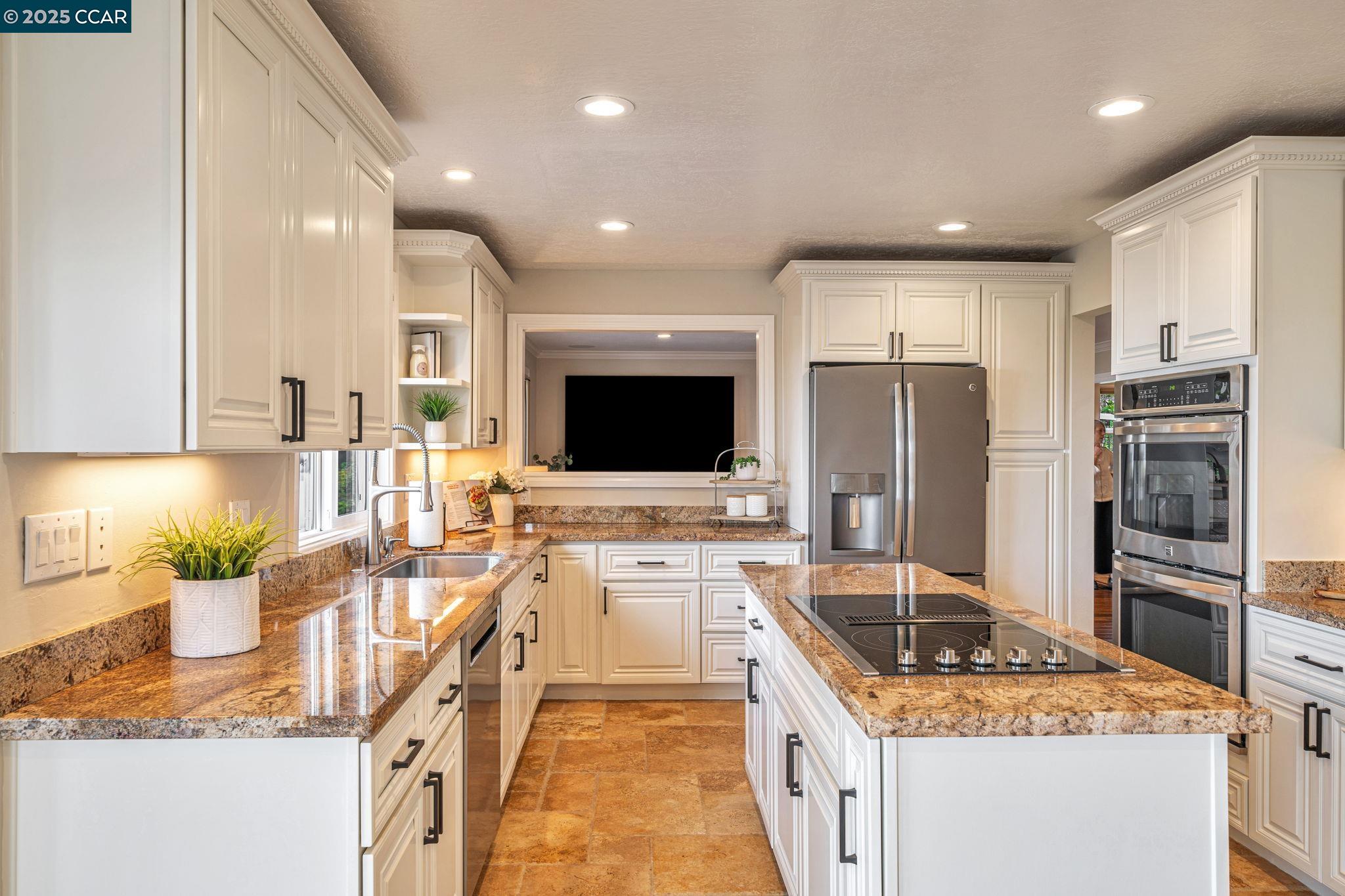 Detail Gallery Image 7 of 60 For 10555 Morgan Territory, Livermore,  CA 94551 - 4 Beds | 2/1 Baths