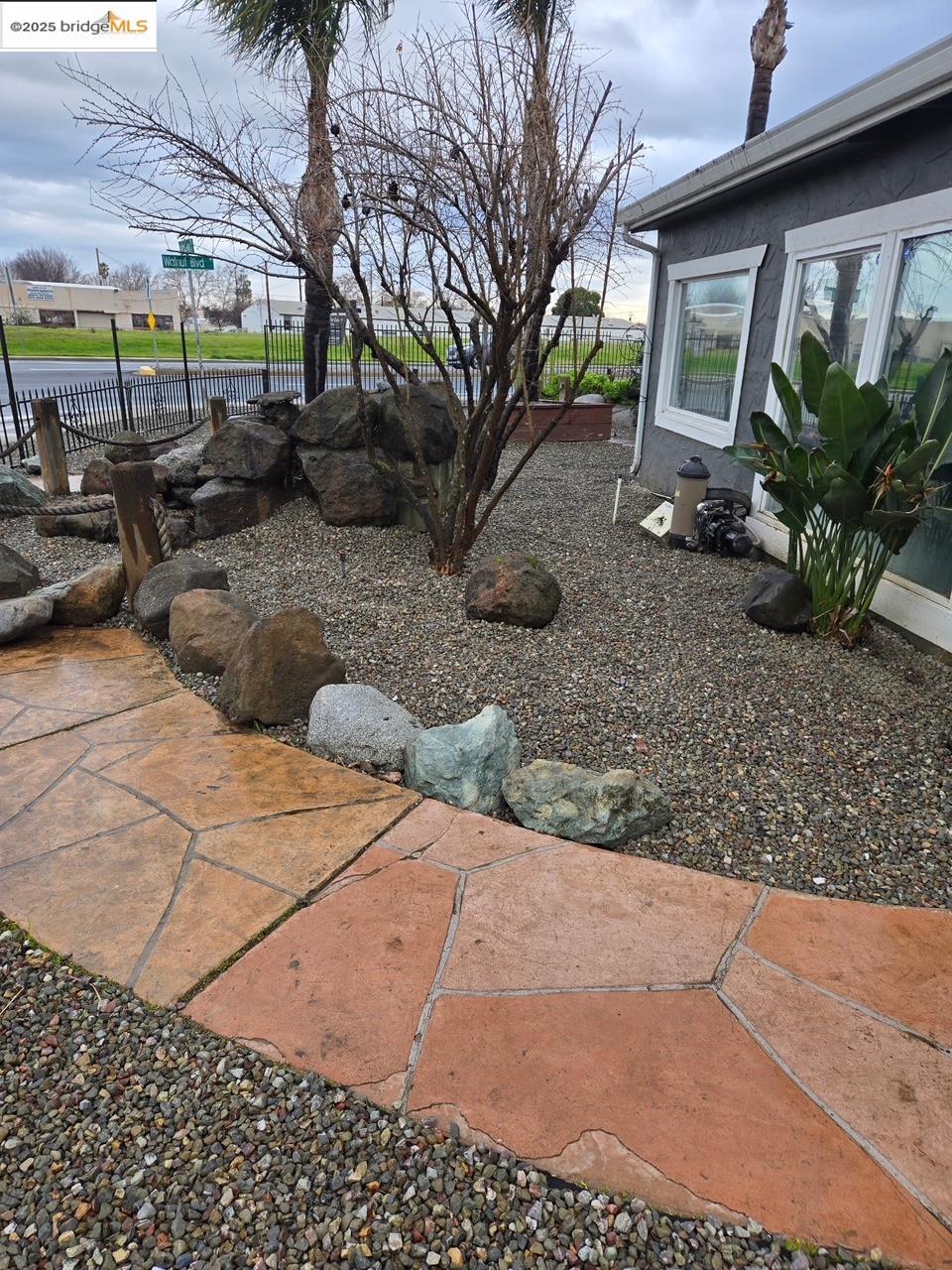 Detail Gallery Image 5 of 16 For 615 Indiana Ave, Brentwood,  CA 94513 - – Beds | – Baths