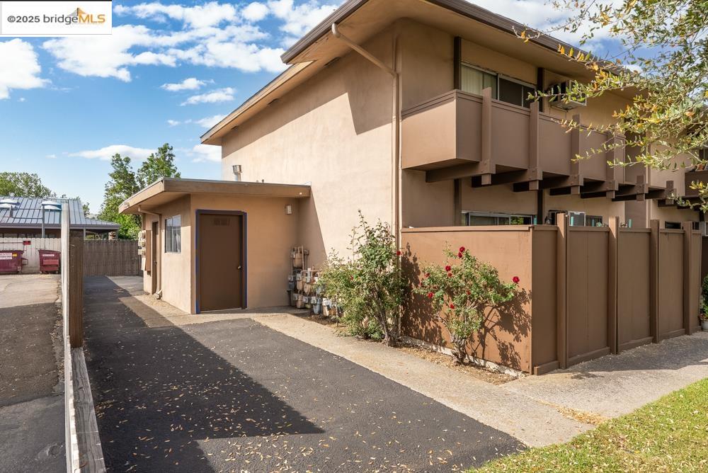 Detail Gallery Image 9 of 24 For 1510 W 12th, Tracy,  CA 95376-3256 - – Beds | – Baths