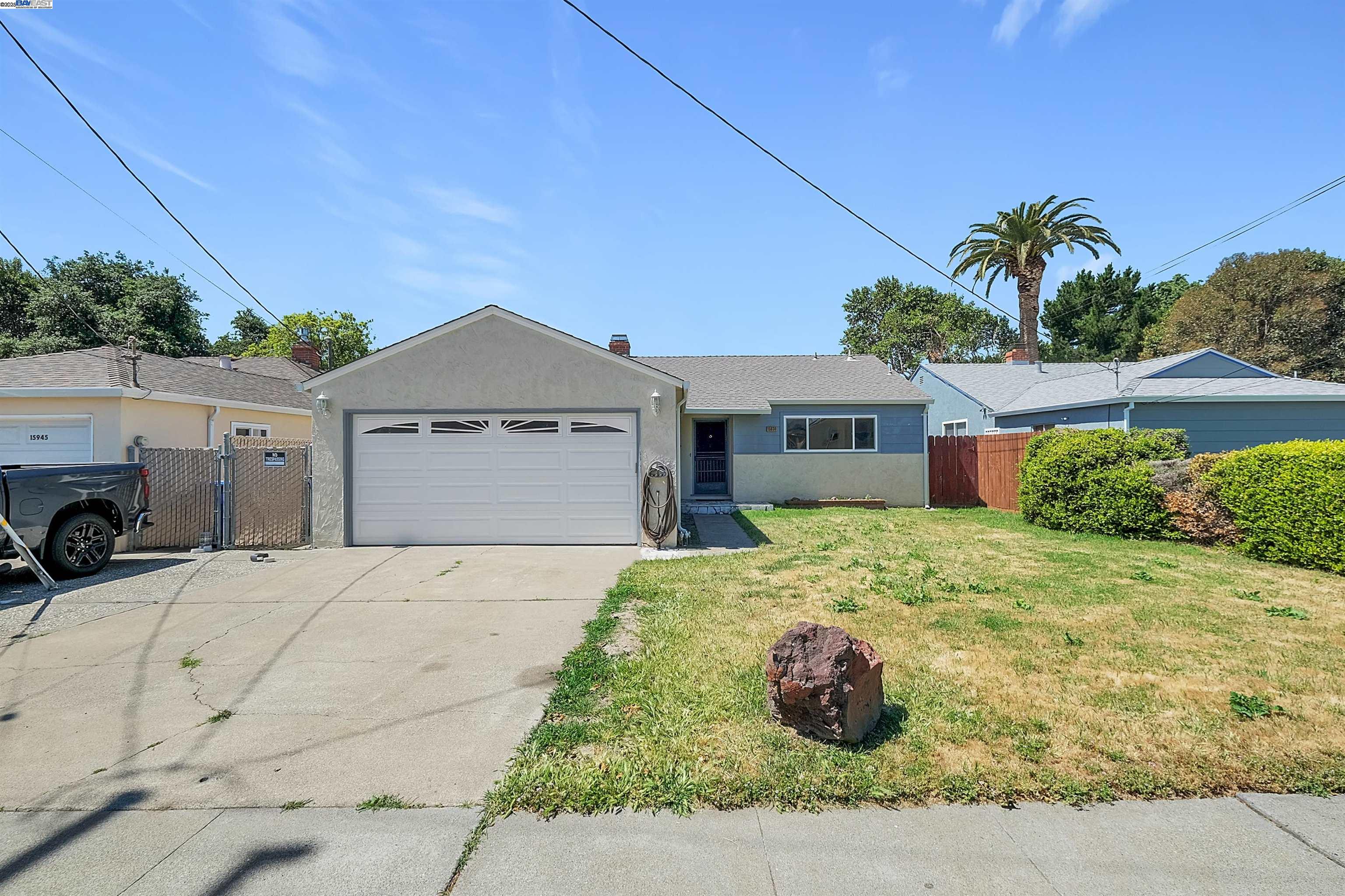 Detail Gallery Image 2 of 29 For 15939 Saint Johns Dr, San Lorenzo,  CA 94580 - 3 Beds | 2 Baths