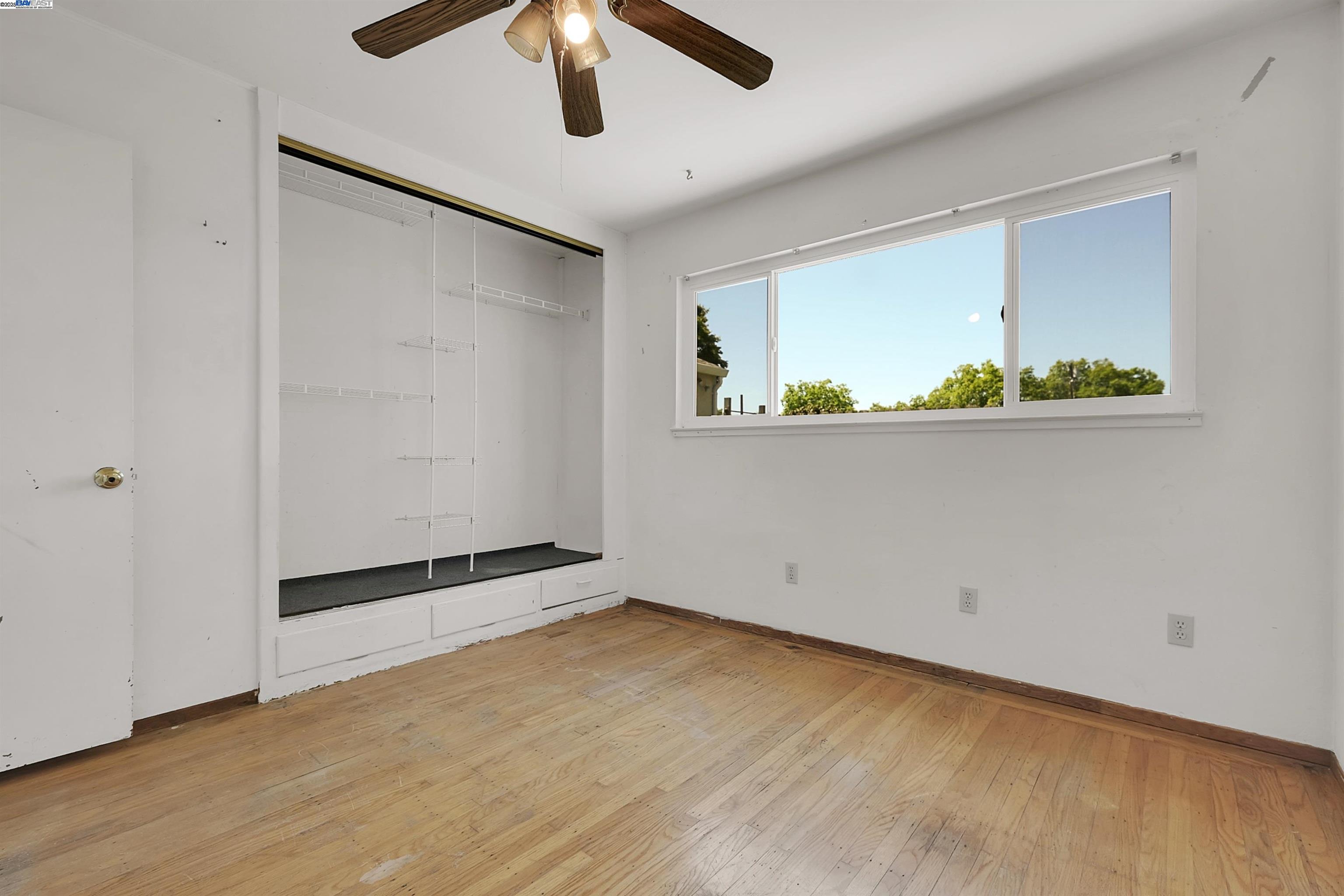 Detail Gallery Image 21 of 29 For 15939 Saint Johns Dr, San Lorenzo,  CA 94580 - 3 Beds | 2 Baths