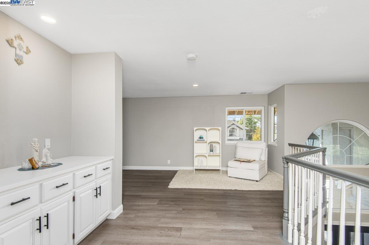 Detail Gallery Image 28 of 49 For 2839 Victoria Ridge Ct, Pleasanton,  CA 94566 - 5 Beds | 3 Baths