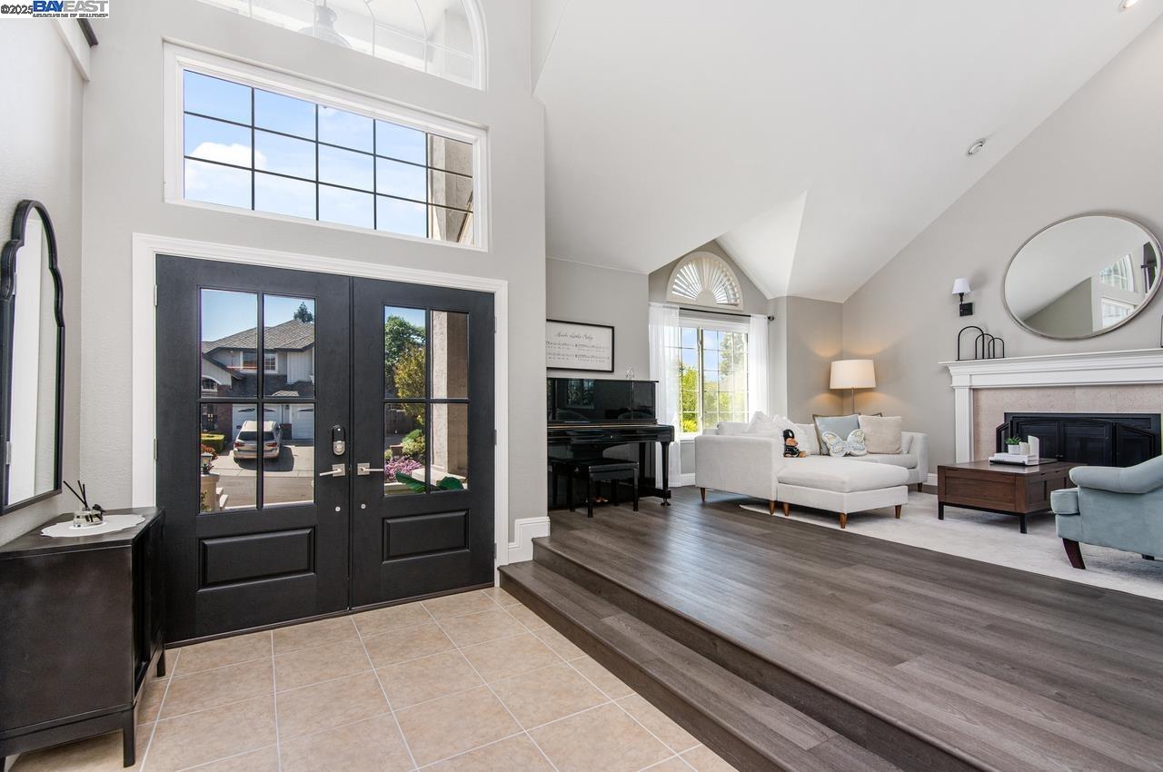 Detail Gallery Image 8 of 49 For 2839 Victoria Ridge Ct, Pleasanton,  CA 94566 - 5 Beds | 3 Baths
