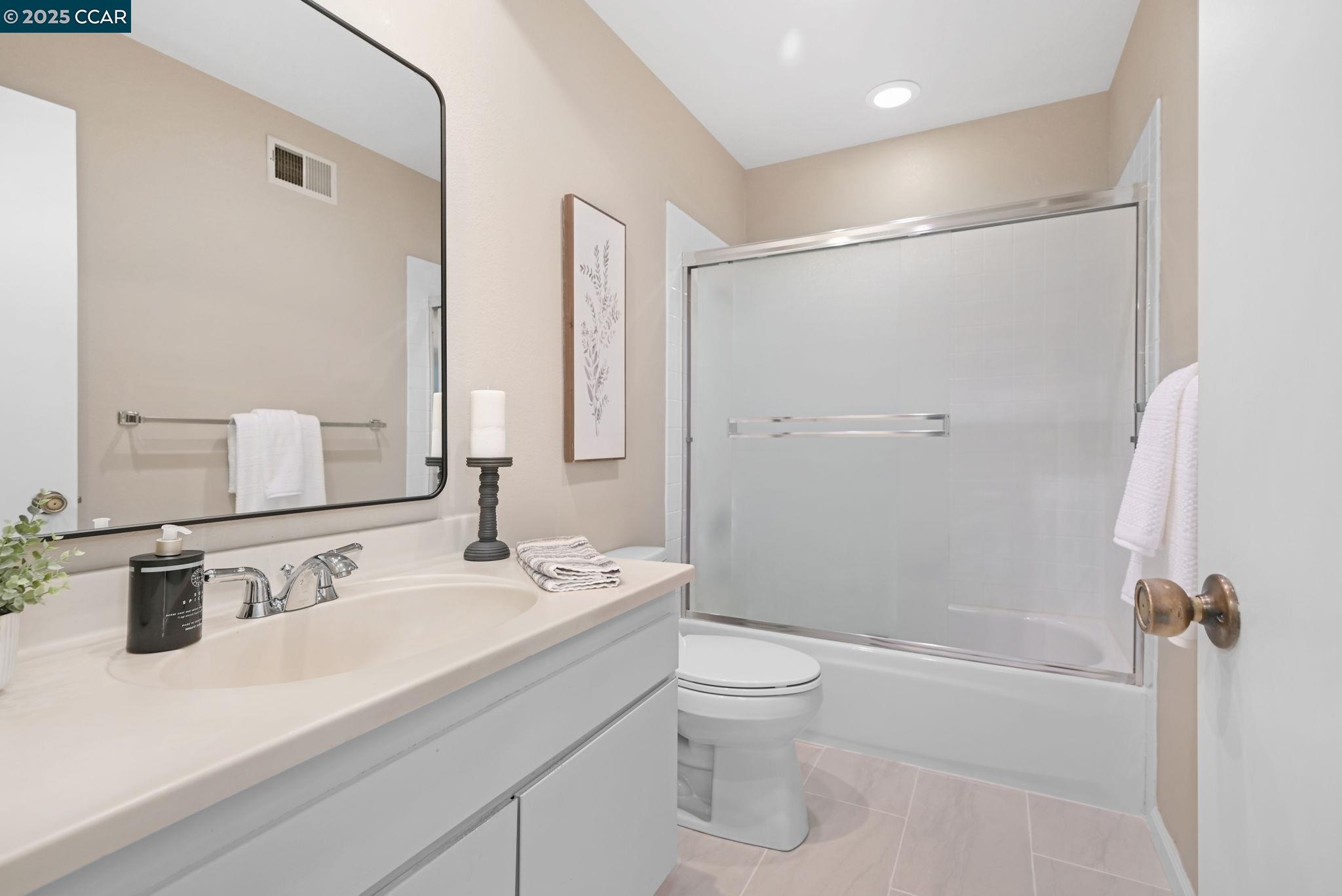 Detail Gallery Image 21 of 38 For 1466 Greenlawn Dr, Danville,  CA 94526 - 4 Beds | 2/1 Baths