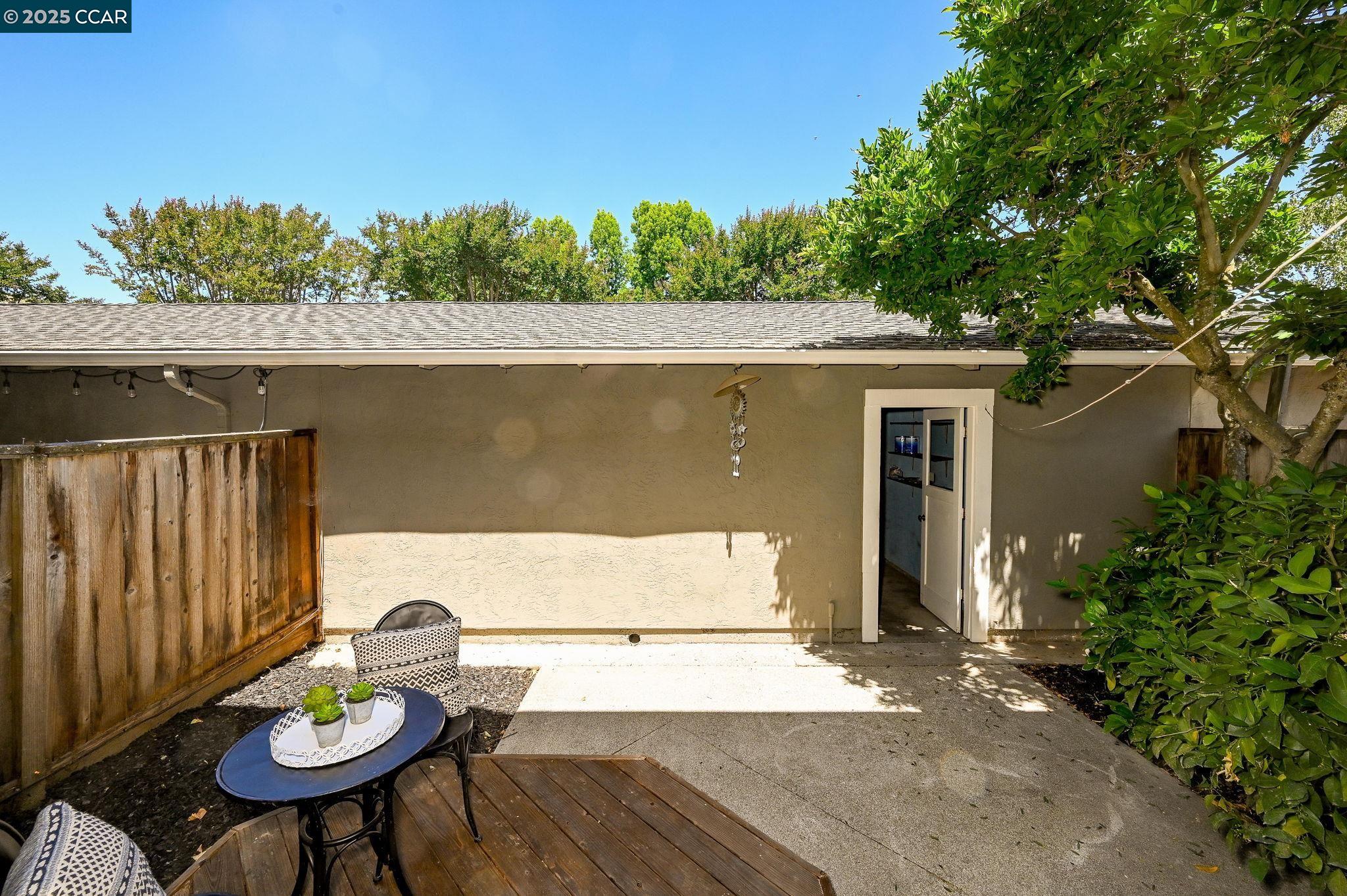 Detail Gallery Image 26 of 38 For 1466 Greenlawn Dr, Danville,  CA 94526 - 4 Beds | 2/1 Baths