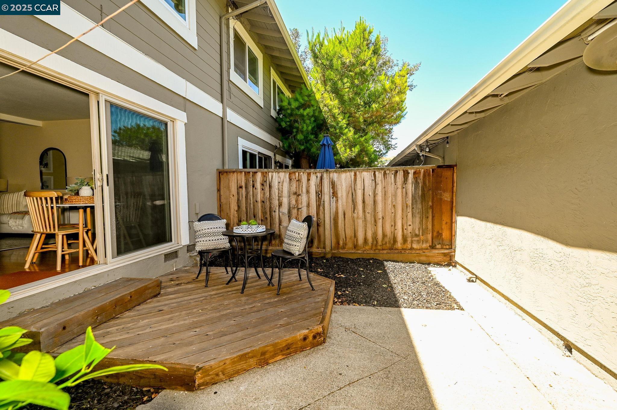 Detail Gallery Image 27 of 38 For 1466 Greenlawn Dr, Danville,  CA 94526 - 4 Beds | 2/1 Baths