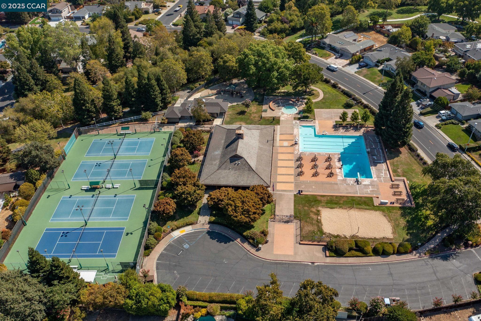 Detail Gallery Image 37 of 38 For 1466 Greenlawn Dr, Danville,  CA 94526 - 4 Beds | 2/1 Baths