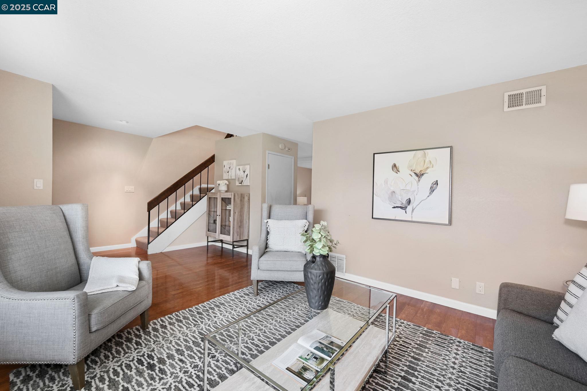 Detail Gallery Image 5 of 38 For 1466 Greenlawn Dr, Danville,  CA 94526 - 4 Beds | 2/1 Baths