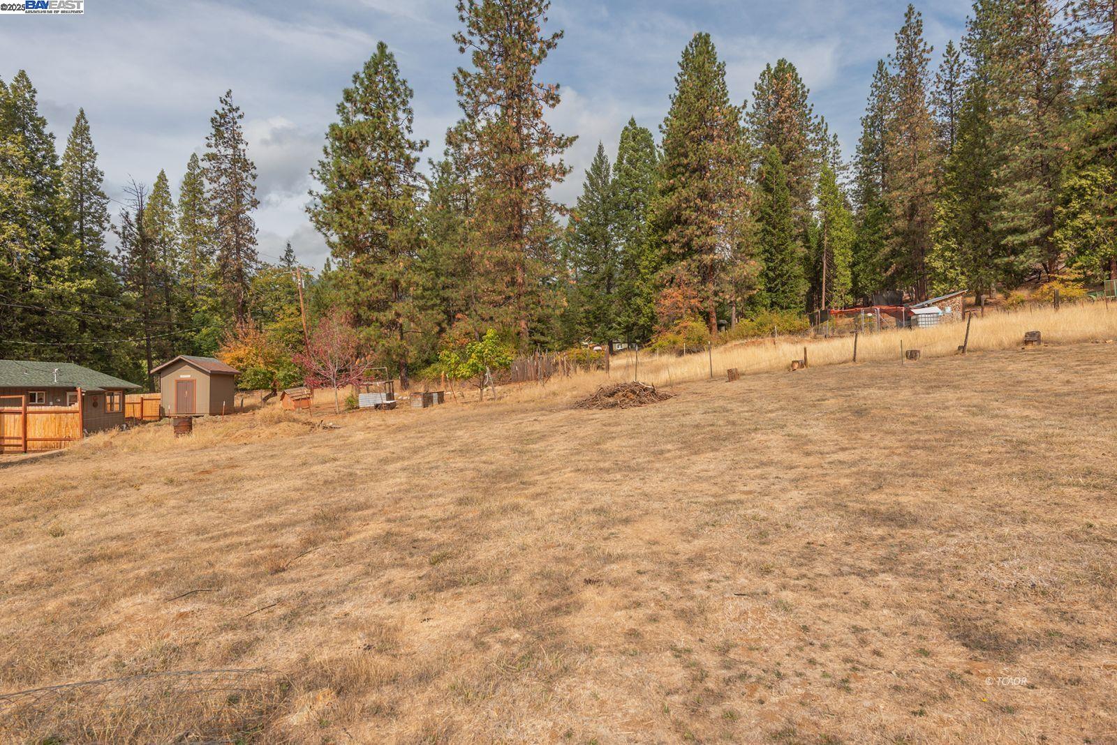 Detail Gallery Image 37 of 46 For 1260 East Weaver Creek Rd, Weaverville,  CA 96093 - 2 Beds | 2 Baths