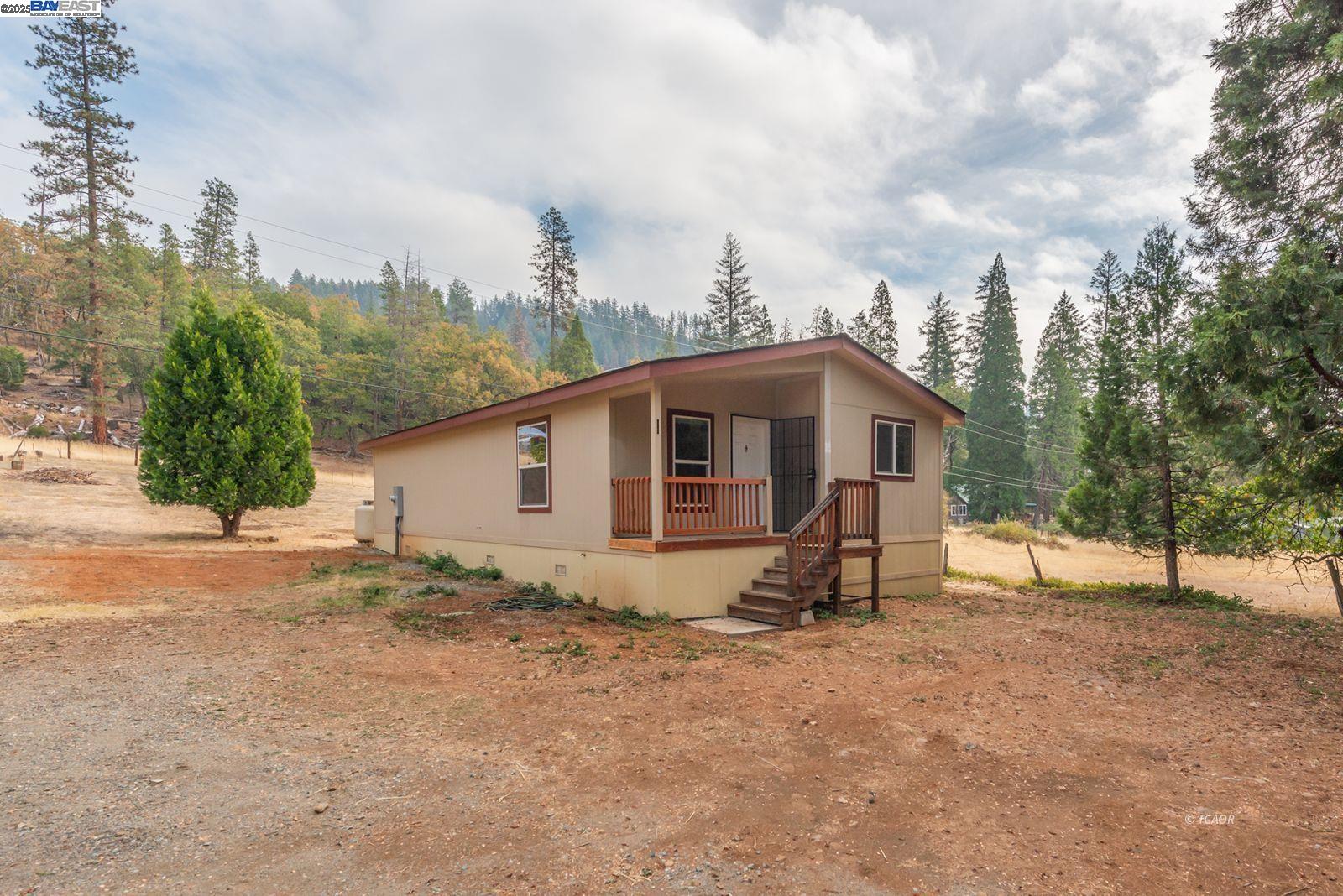 Detail Gallery Image 6 of 46 For 1260 East Weaver Creek Rd, Weaverville,  CA 96093 - 2 Beds | 2 Baths