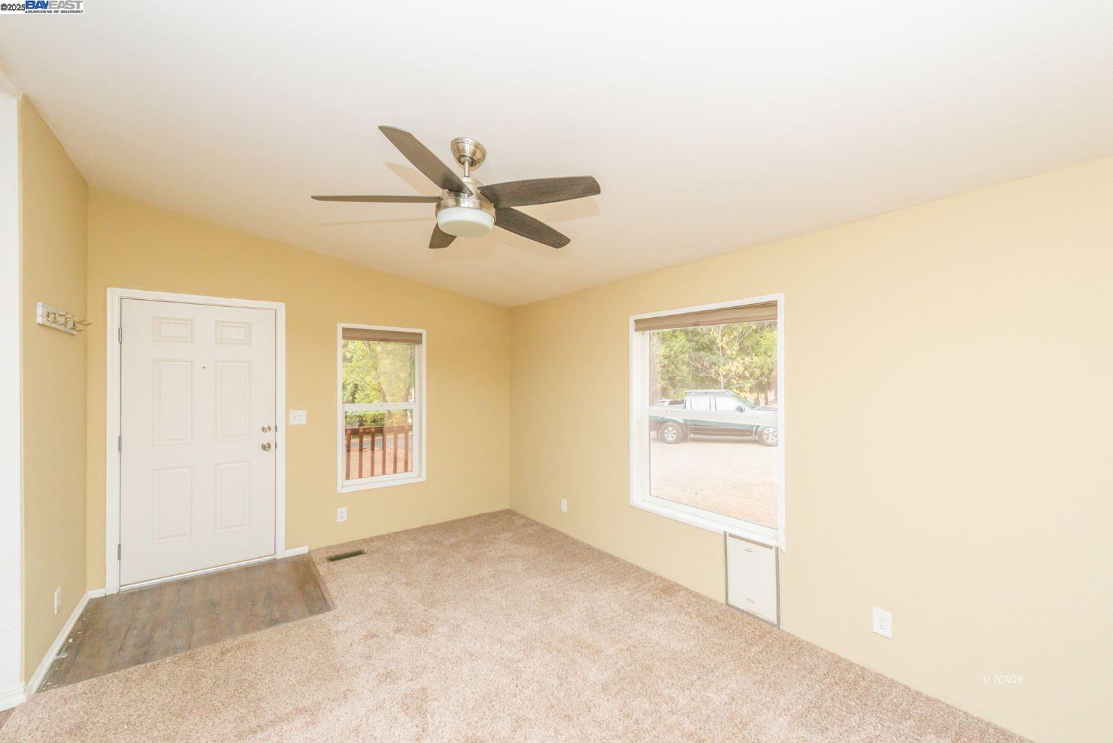 Detail Gallery Image 10 of 46 For 1260 East Weaver Creek Rd, Weaverville,  CA 96093 - 2 Beds | 2 Baths