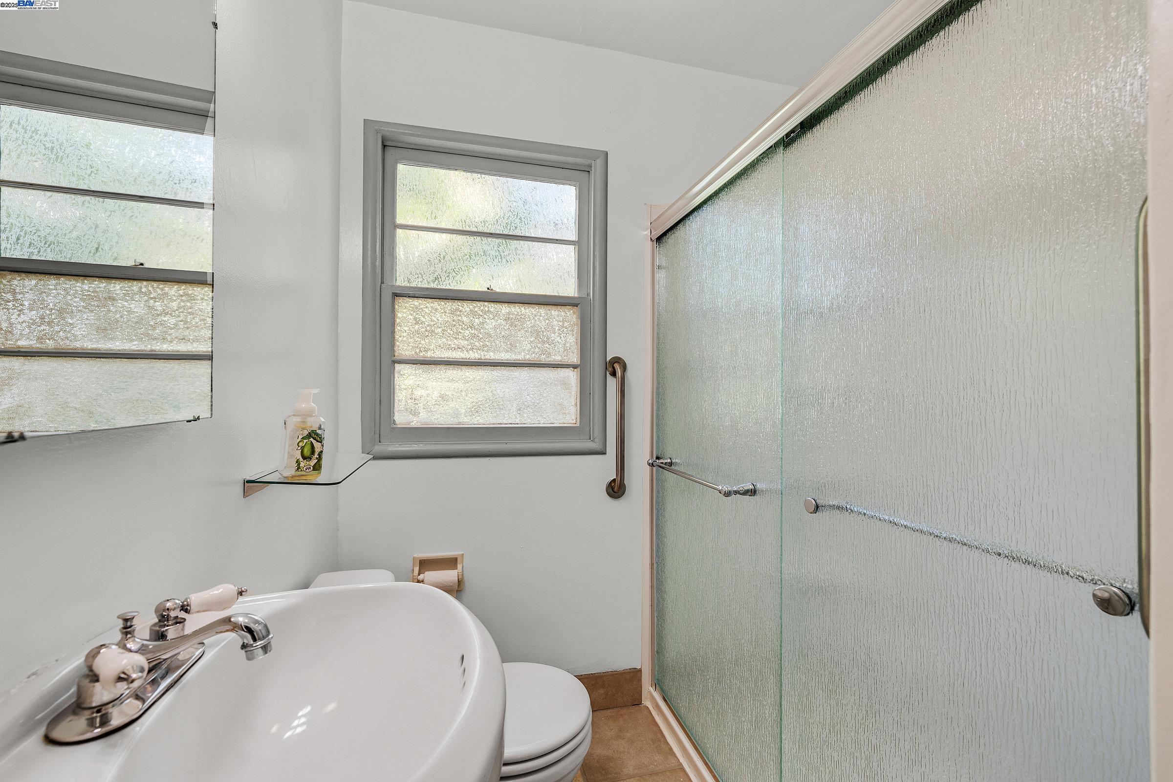Detail Gallery Image 13 of 47 For 161 Bales Dr, Walnut Creek,  CA 94596 - 4 Beds | 2 Baths