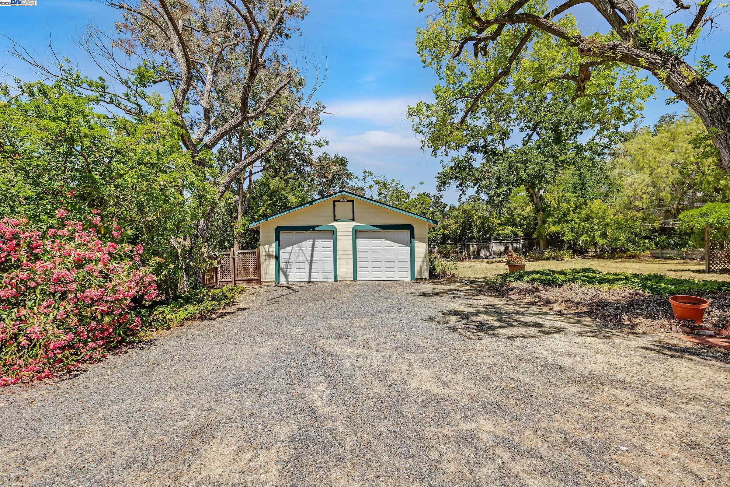 Detail Gallery Image 33 of 47 For 161 Bales Dr, Walnut Creek,  CA 94596 - 4 Beds | 2 Baths