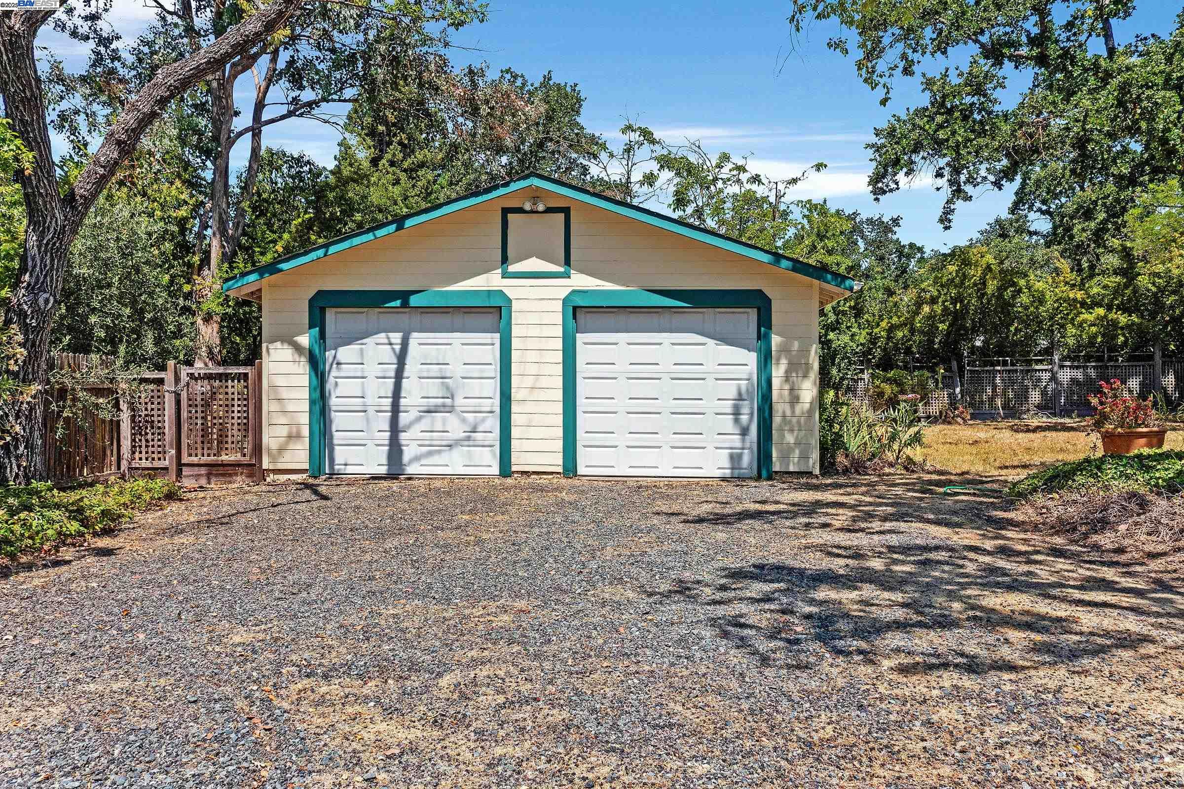 Detail Gallery Image 34 of 47 For 161 Bales Dr, Walnut Creek,  CA 94596 - 4 Beds | 2 Baths