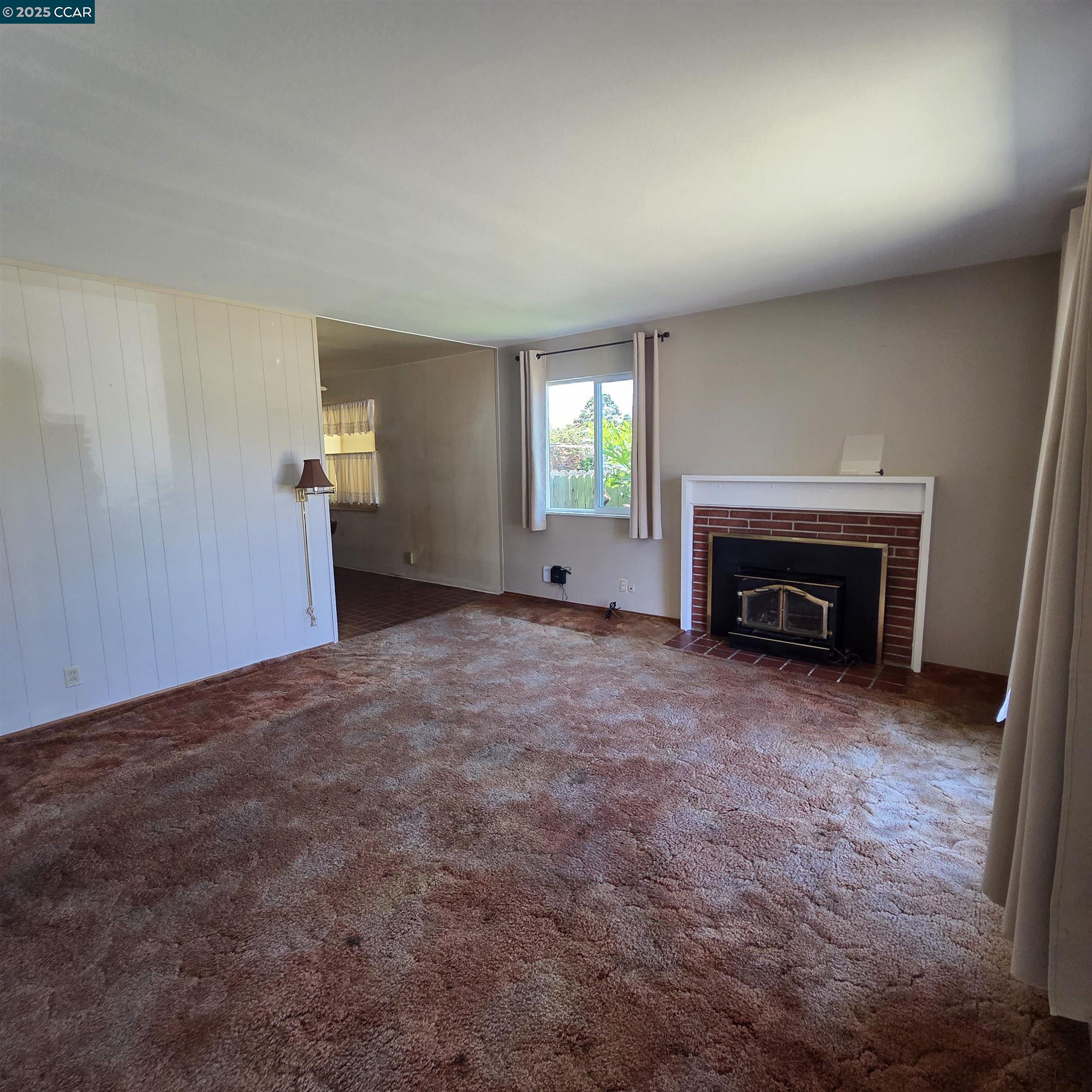 Detail Gallery Image 4 of 21 For 2771 Cornelius Dr, San Pablo,  CA 94806 - 5 Beds | 2 Baths