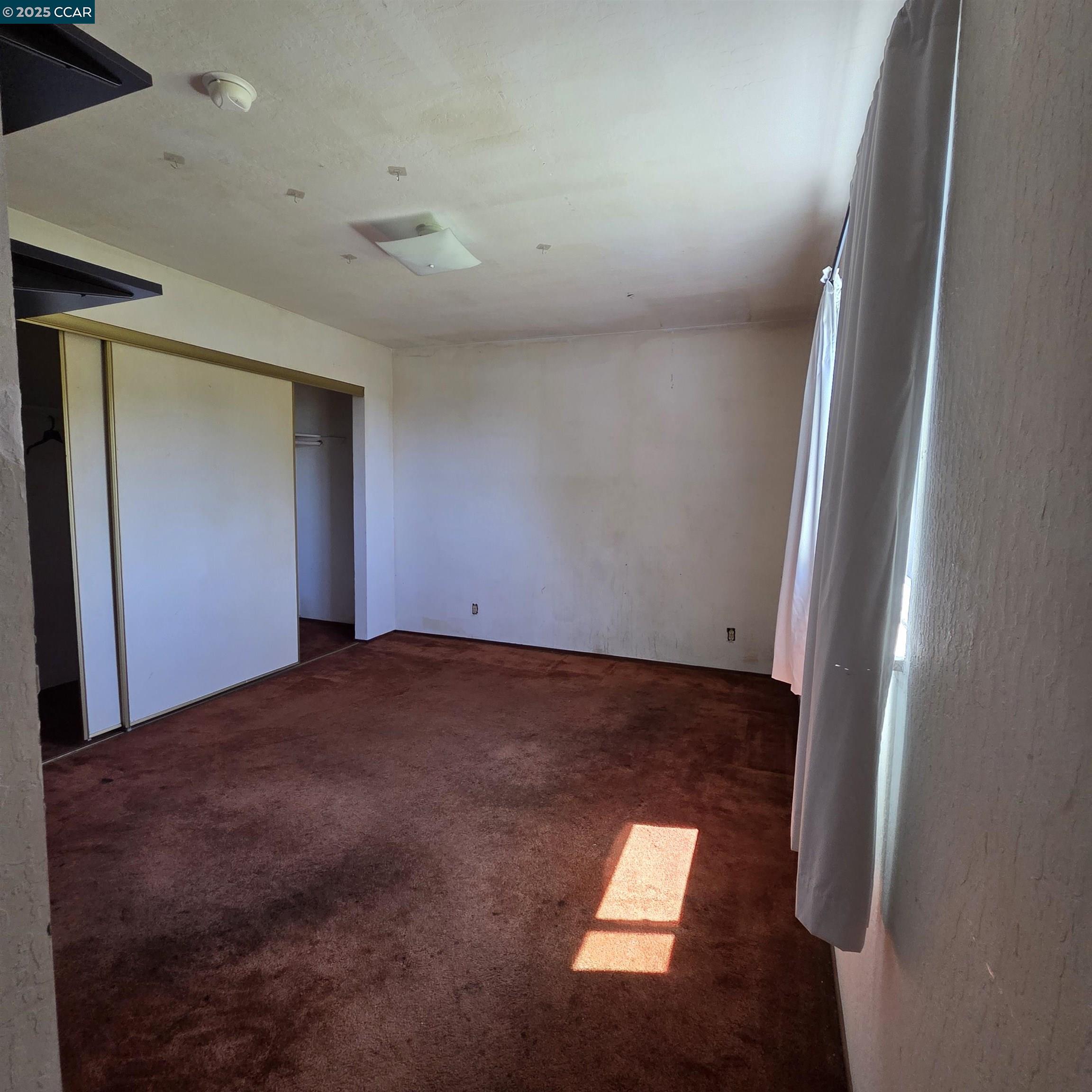 Detail Gallery Image 9 of 21 For 2771 Cornelius Dr, San Pablo,  CA 94806 - 5 Beds | 2 Baths