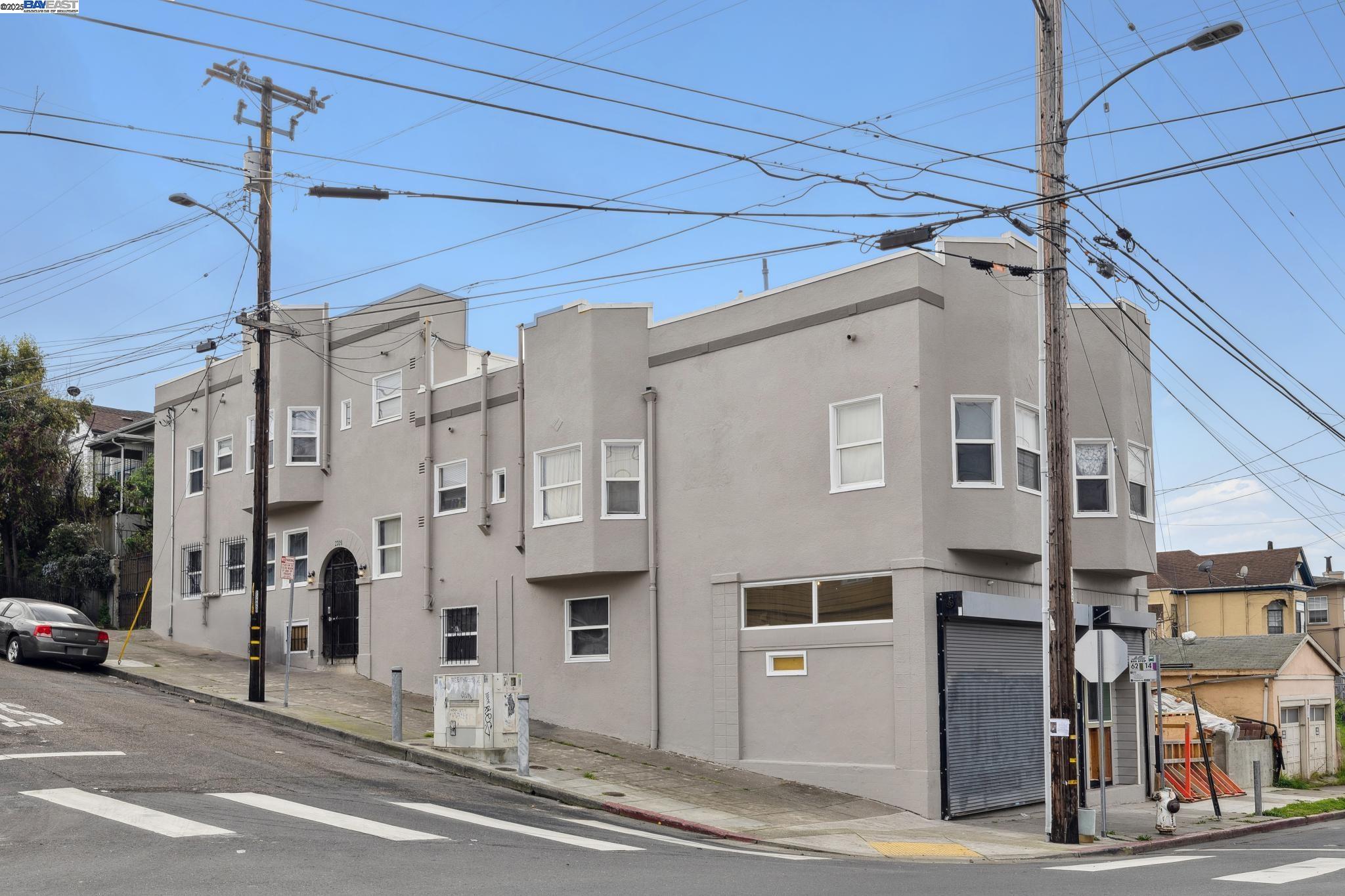Detail Gallery Image 5 of 23 For 2246 23rd Ave, Oakland,  CA 94606 - – Beds | – Baths