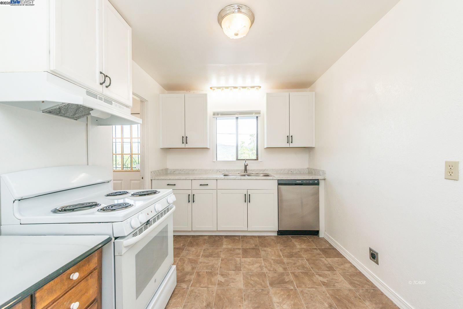 Detail Gallery Image 16 of 50 For 71 First Ave, Lewiston,  CA 96052 - 3 Beds | 2 Baths
