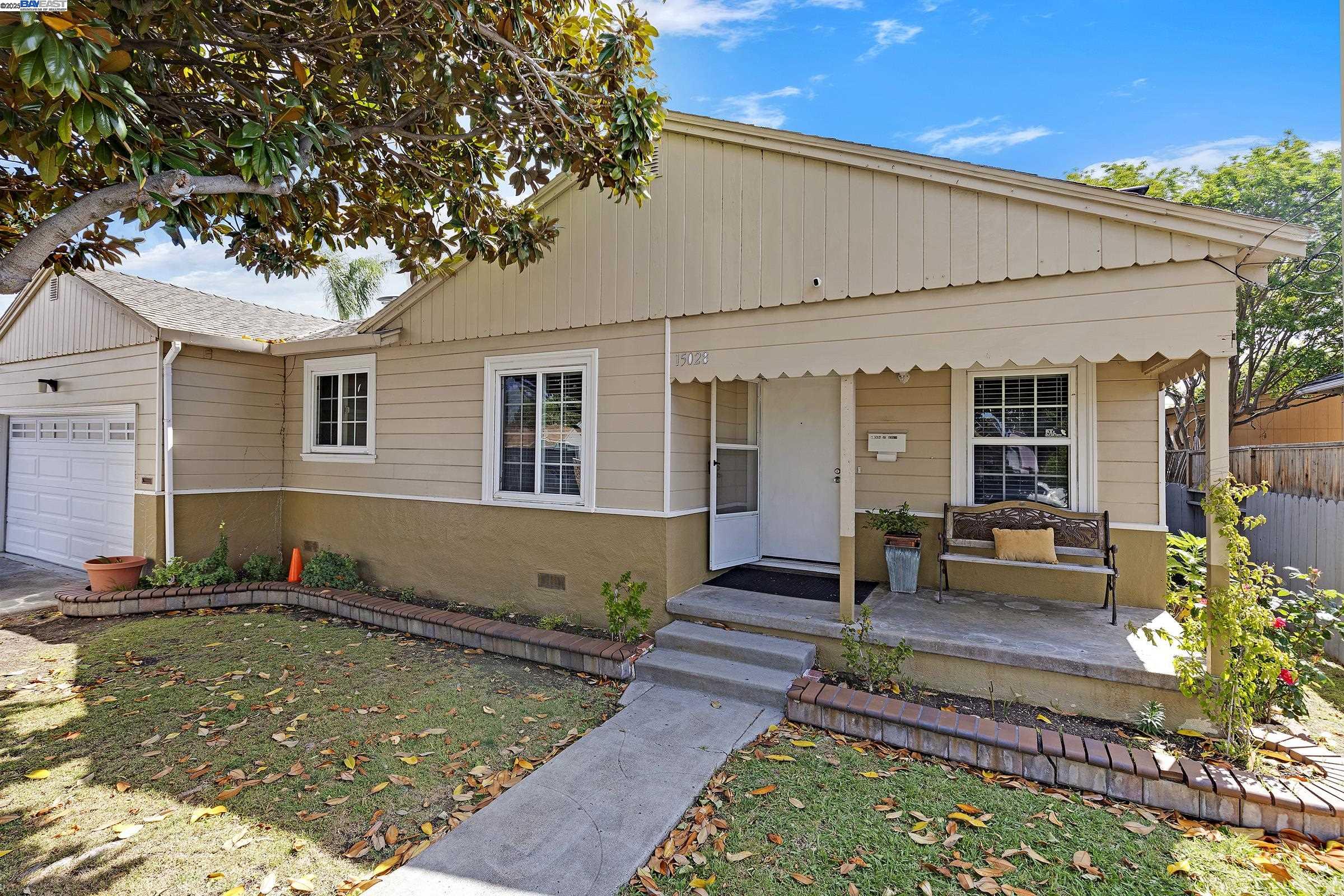 Detail Gallery Image 1 of 1 For 15028 Grenda St, San Leandro,  CA 94579 - 3 Beds | 1 Baths