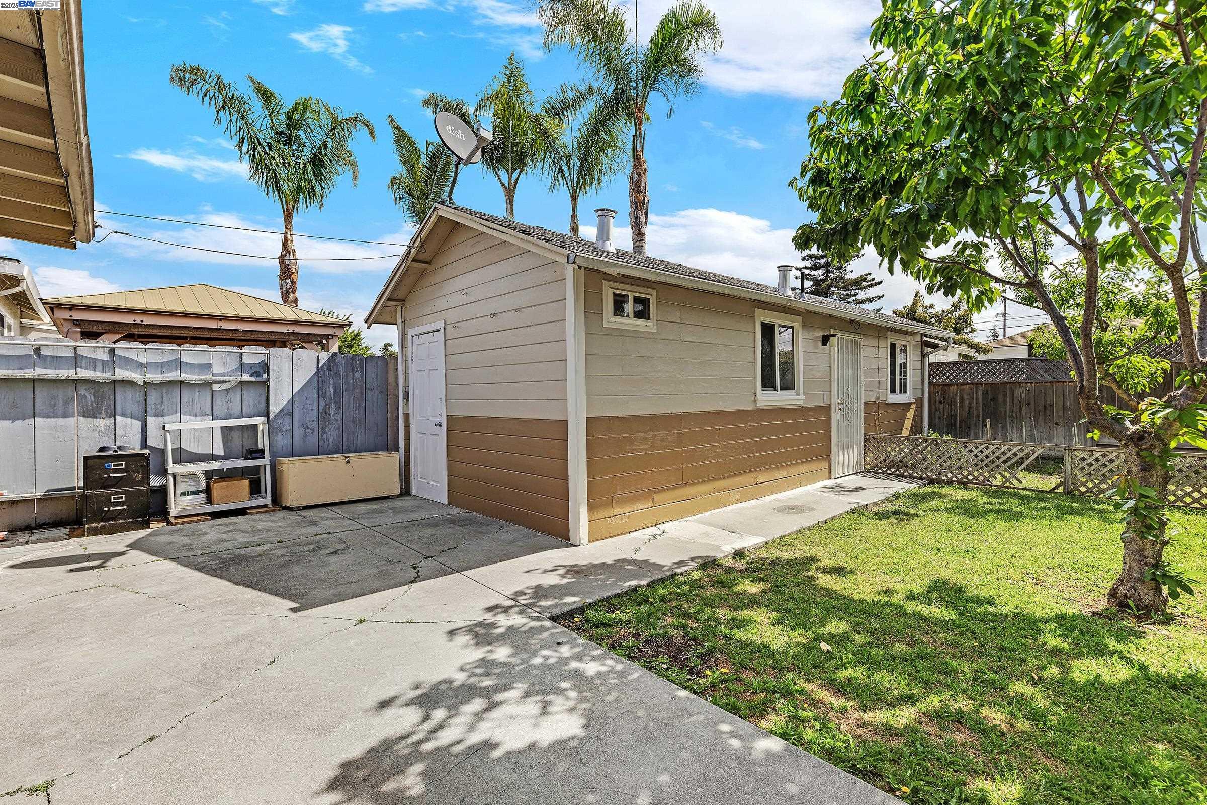 Detail Gallery Image 26 of 31 For 15028 Grenda St, San Leandro,  CA 94579 - 3 Beds | 1 Baths
