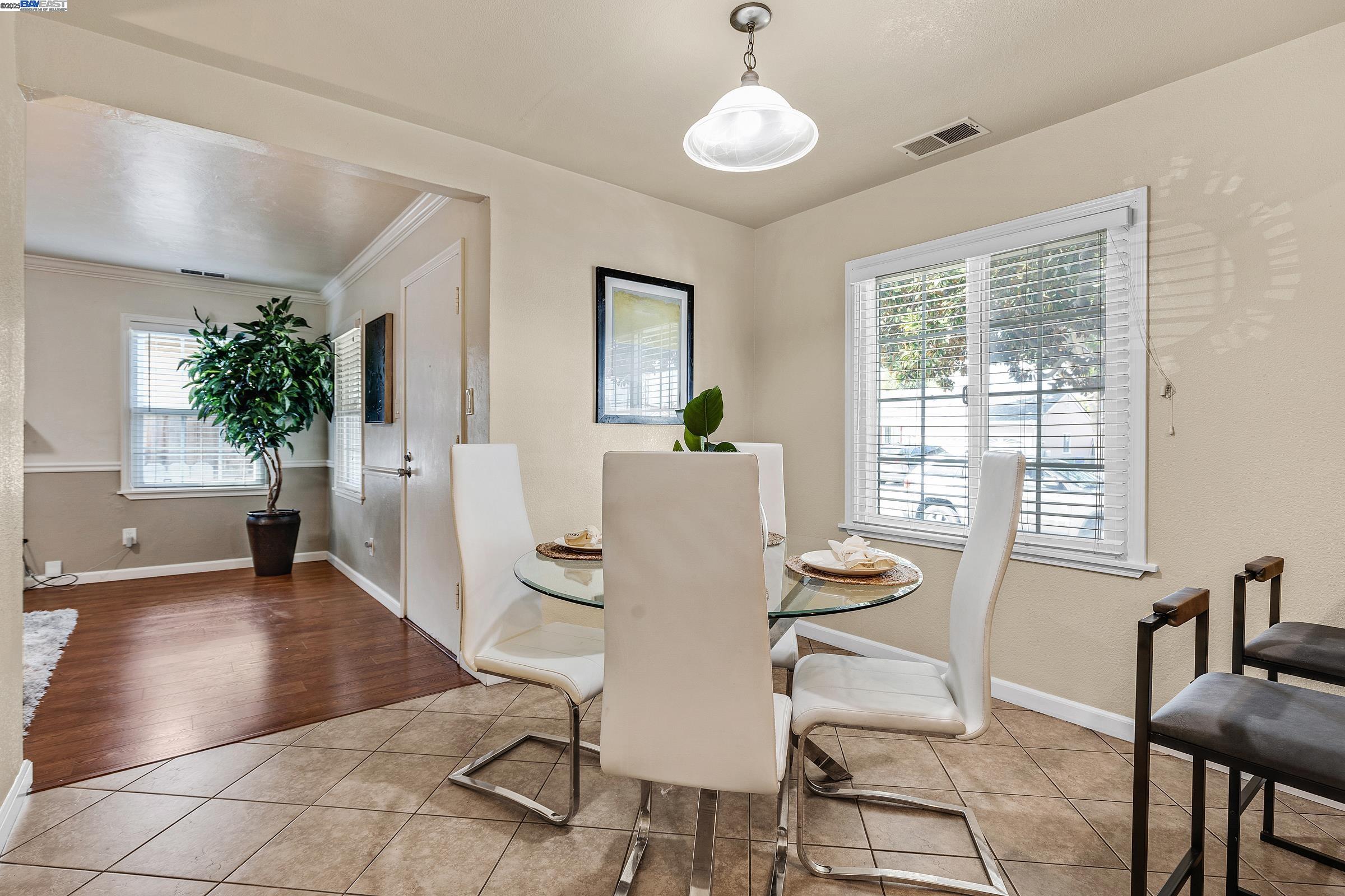 Detail Gallery Image 8 of 31 For 15028 Grenda St, San Leandro,  CA 94579 - 3 Beds | 1 Baths