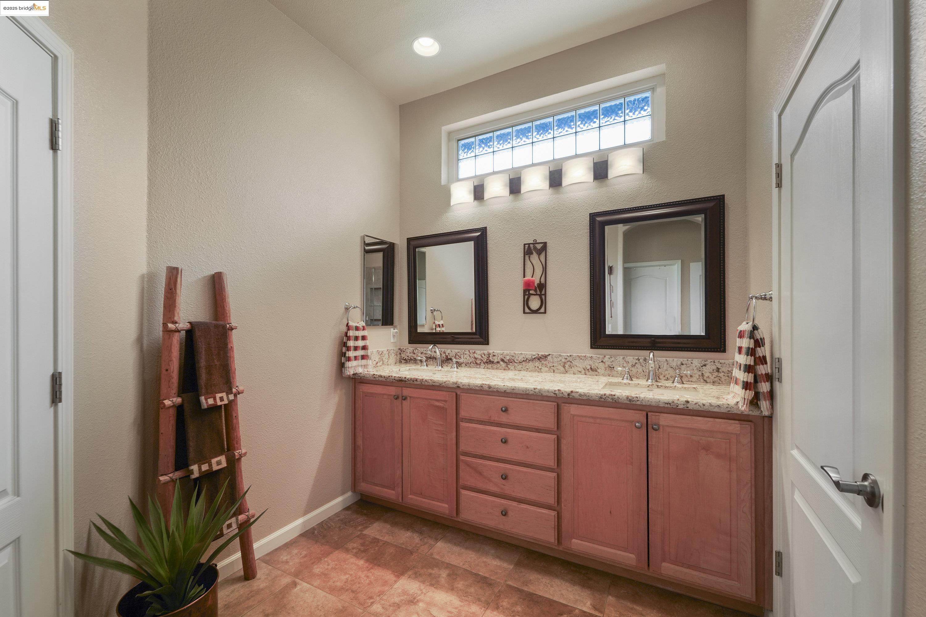 Detail Gallery Image 18 of 47 For 699 Stewart Way, Brentwood,  CA 94513 - 2 Beds | 2 Baths