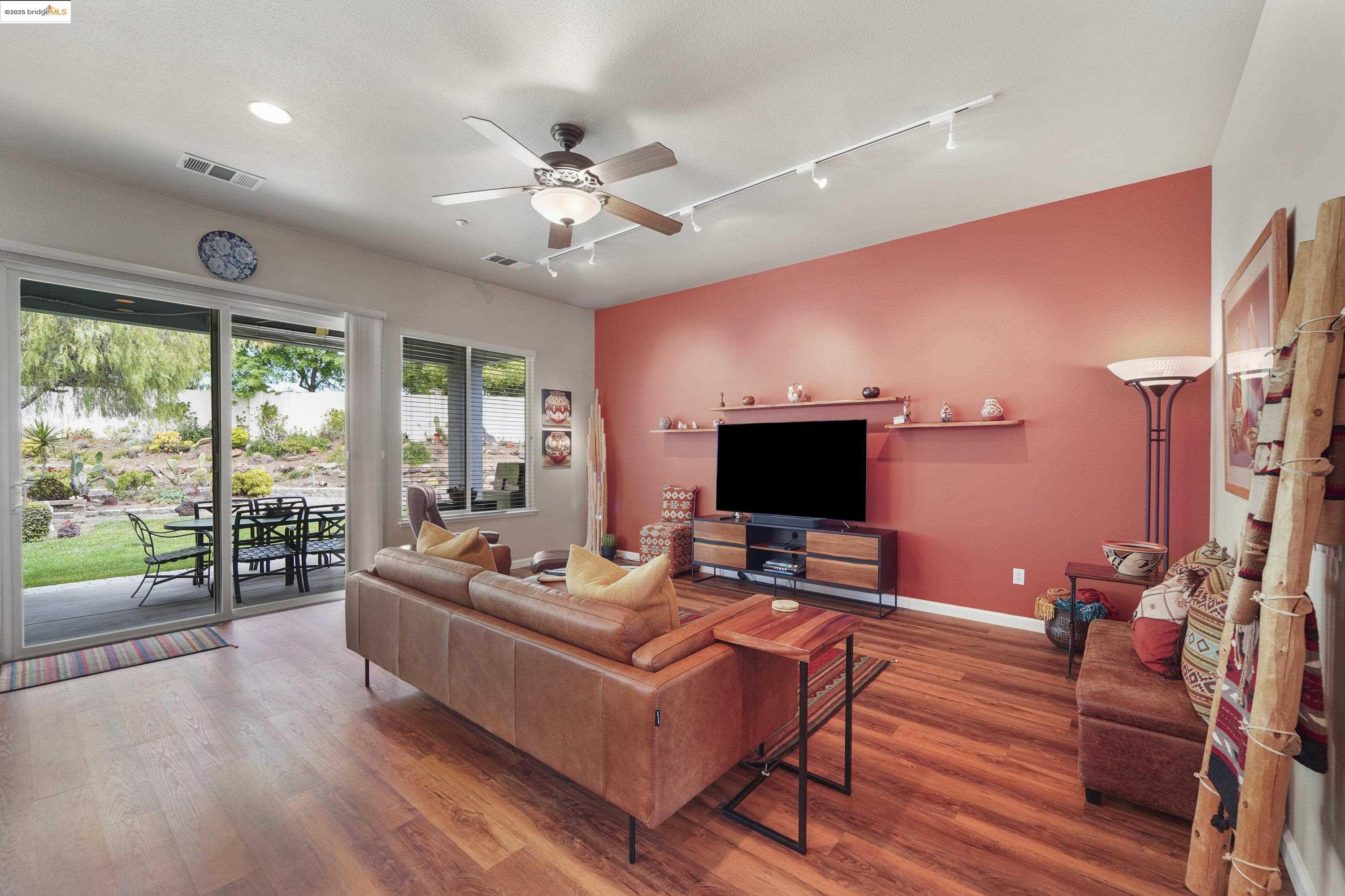 Detail Gallery Image 5 of 47 For 699 Stewart Way, Brentwood,  CA 94513 - 2 Beds | 2 Baths