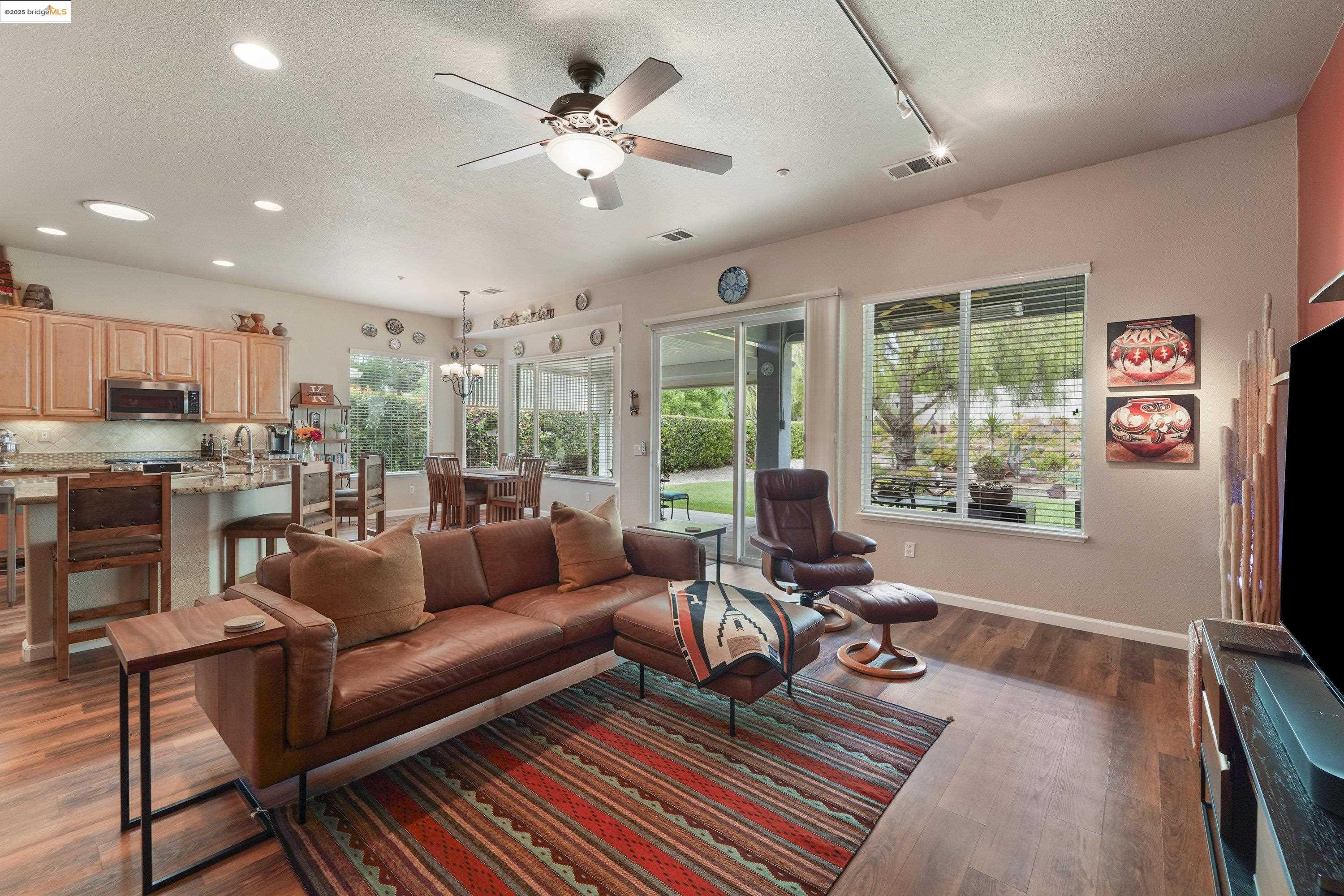 Detail Gallery Image 7 of 47 For 699 Stewart Way, Brentwood,  CA 94513 - 2 Beds | 2 Baths