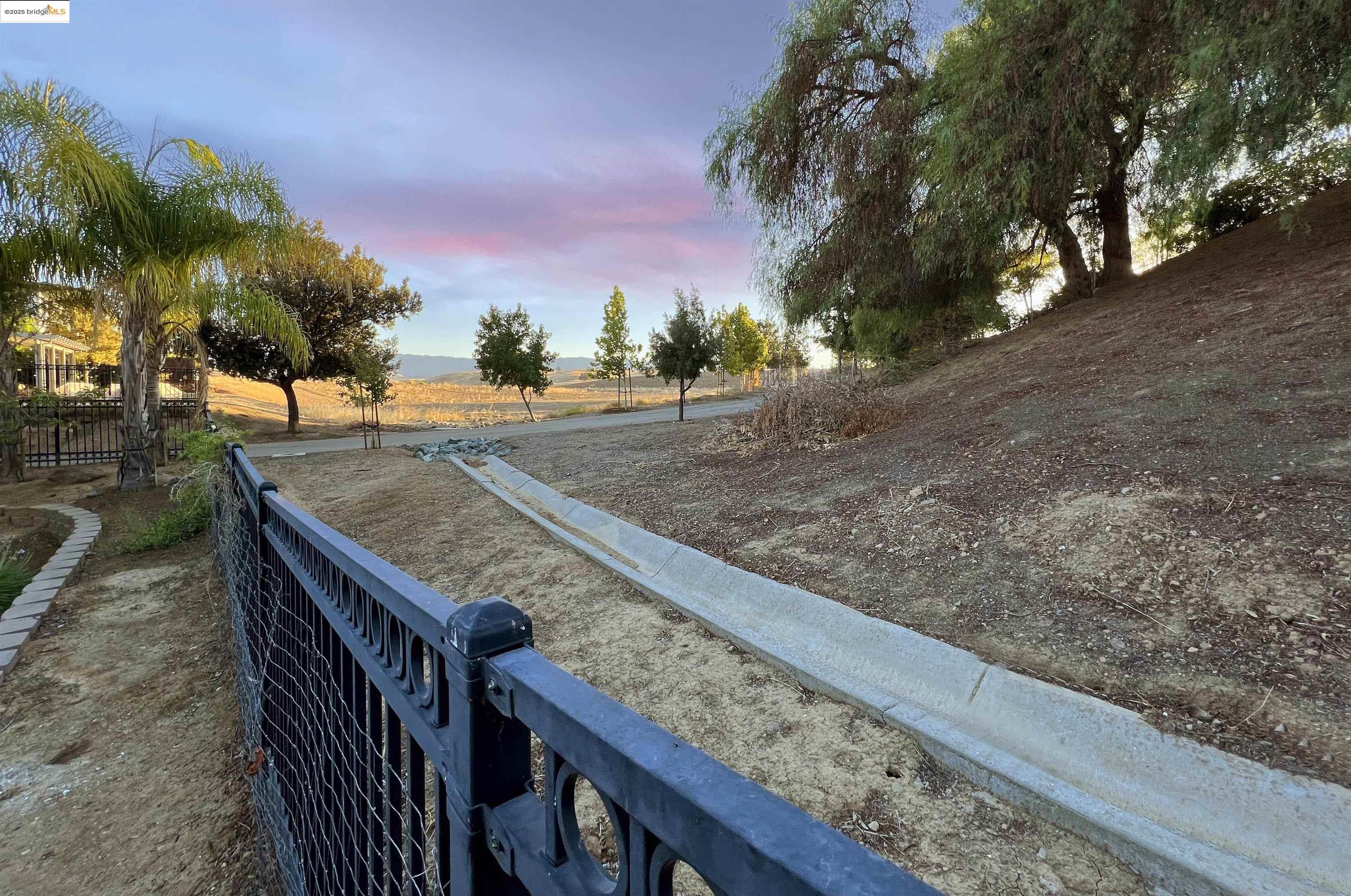 Detail Gallery Image 44 of 44 For 2765 Saint Andrews Dr, Brentwood,  CA 94513 - 4 Beds | 3/1 Baths