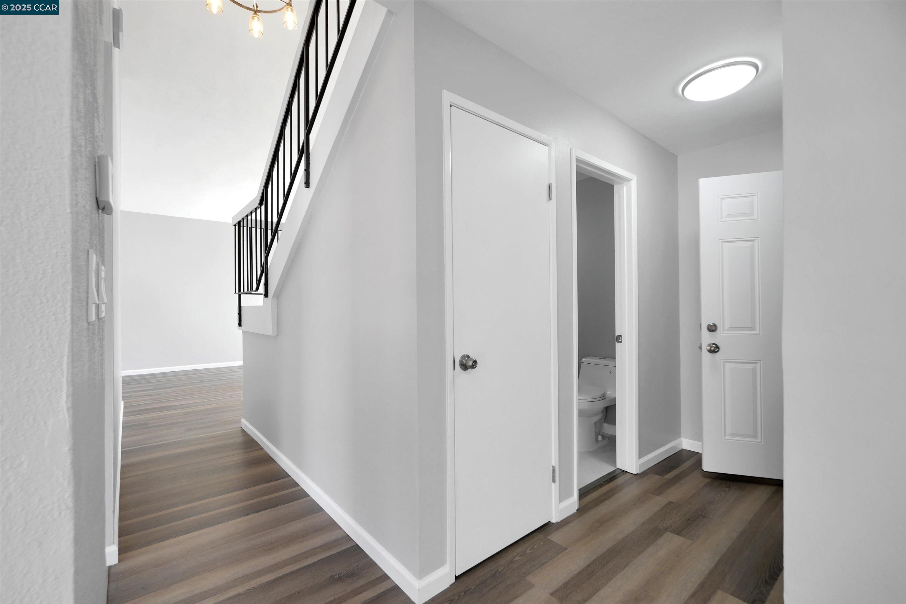 Detail Gallery Image 22 of 55 For 118 Raven Ct, Hercules,  CA 94547 - 4 Beds | 2/1 Baths