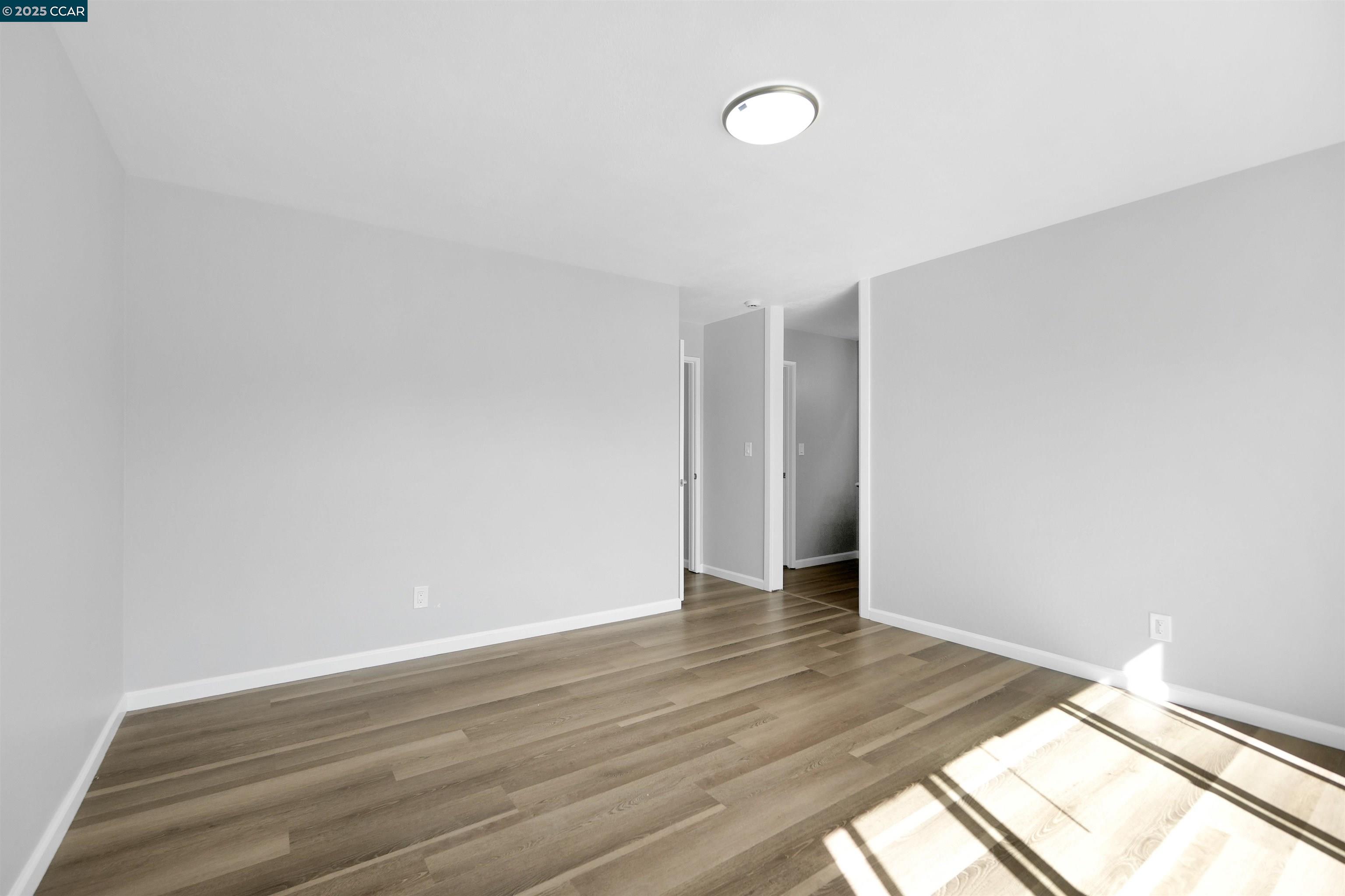 Detail Gallery Image 32 of 55 For 118 Raven Ct, Hercules,  CA 94547 - 4 Beds | 2/1 Baths