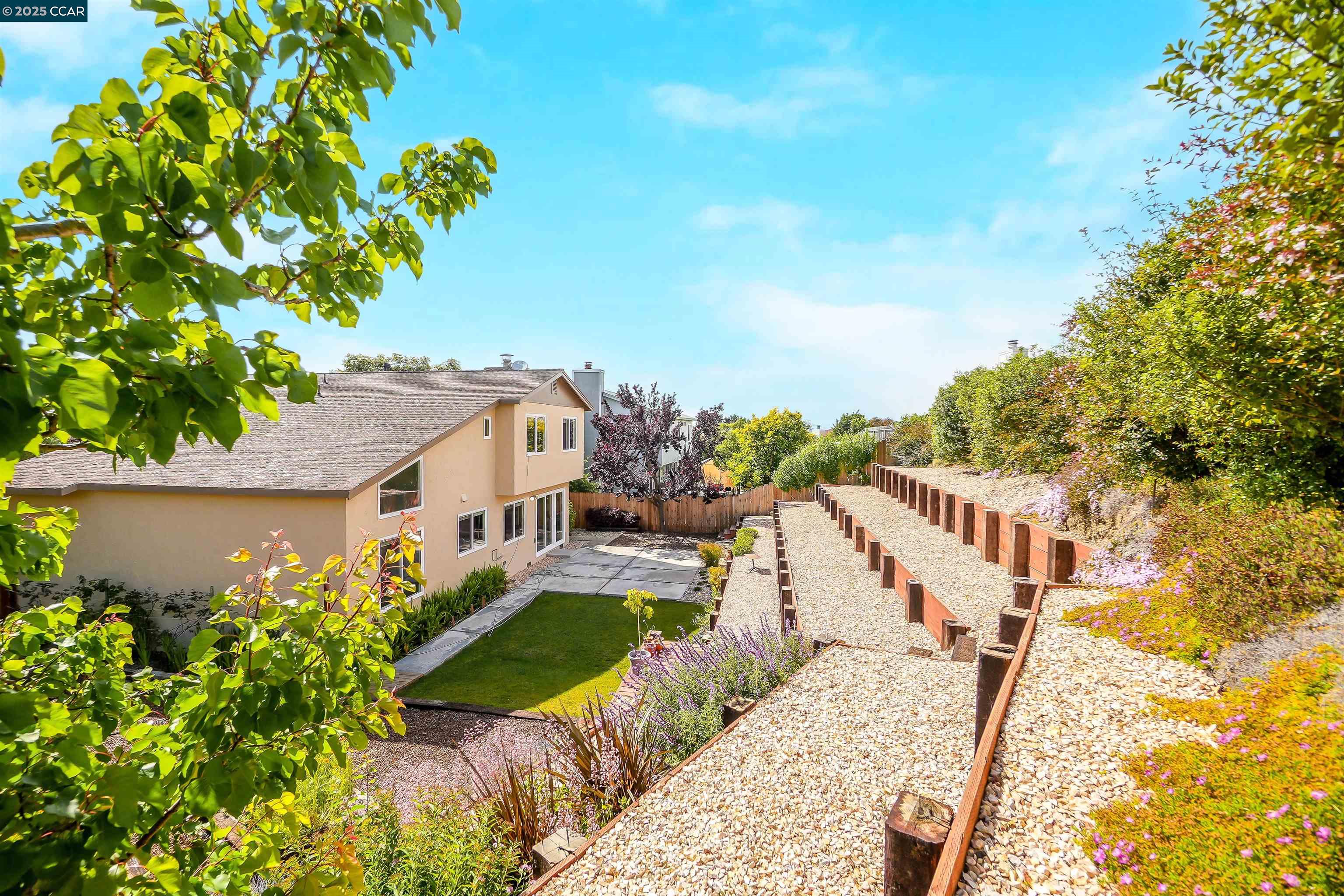 Detail Gallery Image 45 of 55 For 118 Raven Ct, Hercules,  CA 94547 - 4 Beds | 2/1 Baths