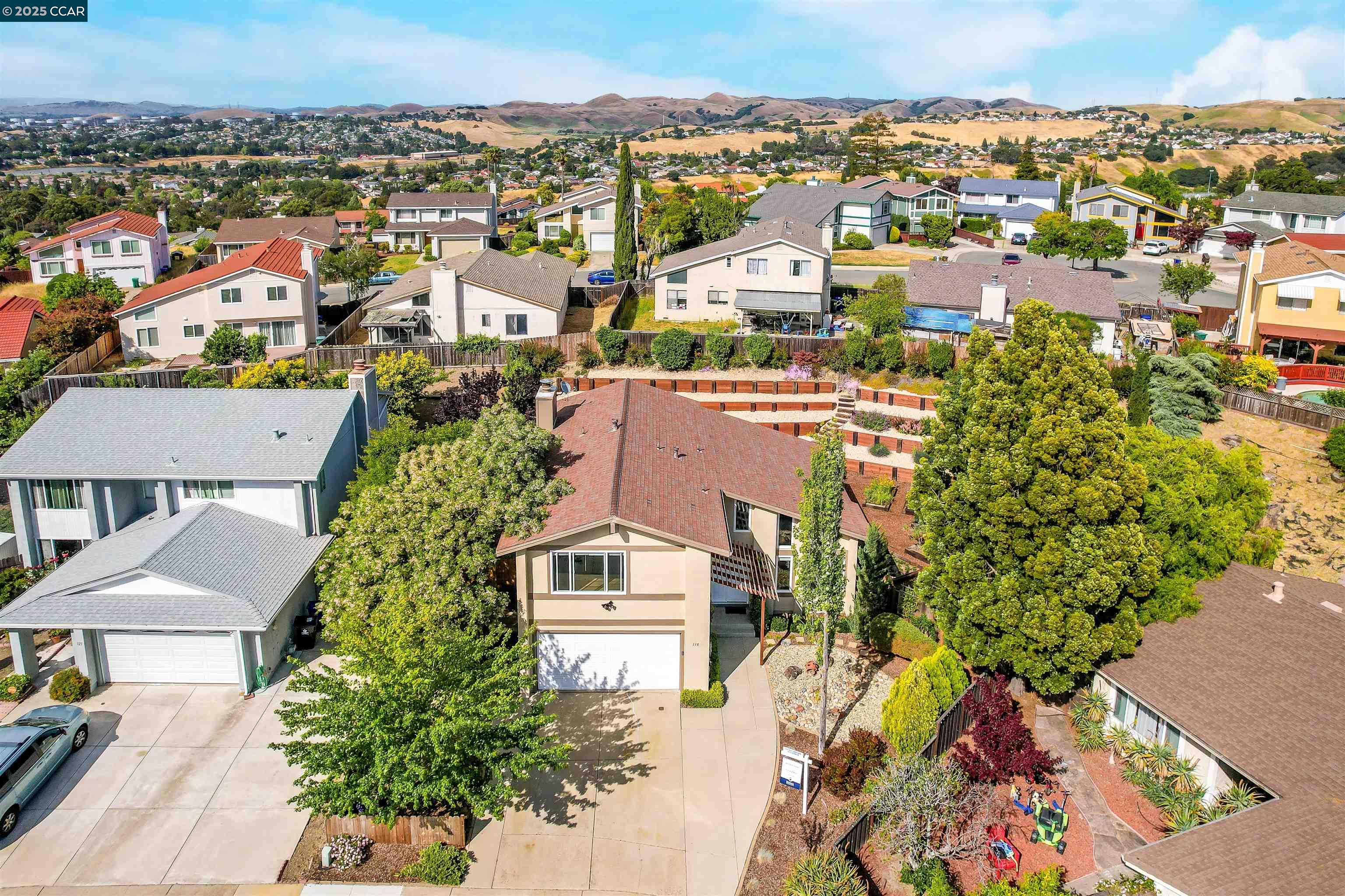 Detail Gallery Image 50 of 55 For 118 Raven Ct, Hercules,  CA 94547 - 4 Beds | 2/1 Baths
