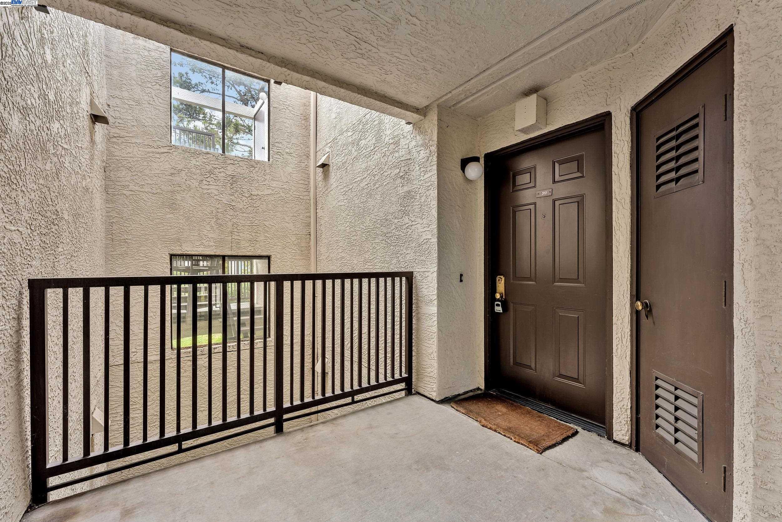 Photo #2: 41097300 Listing 