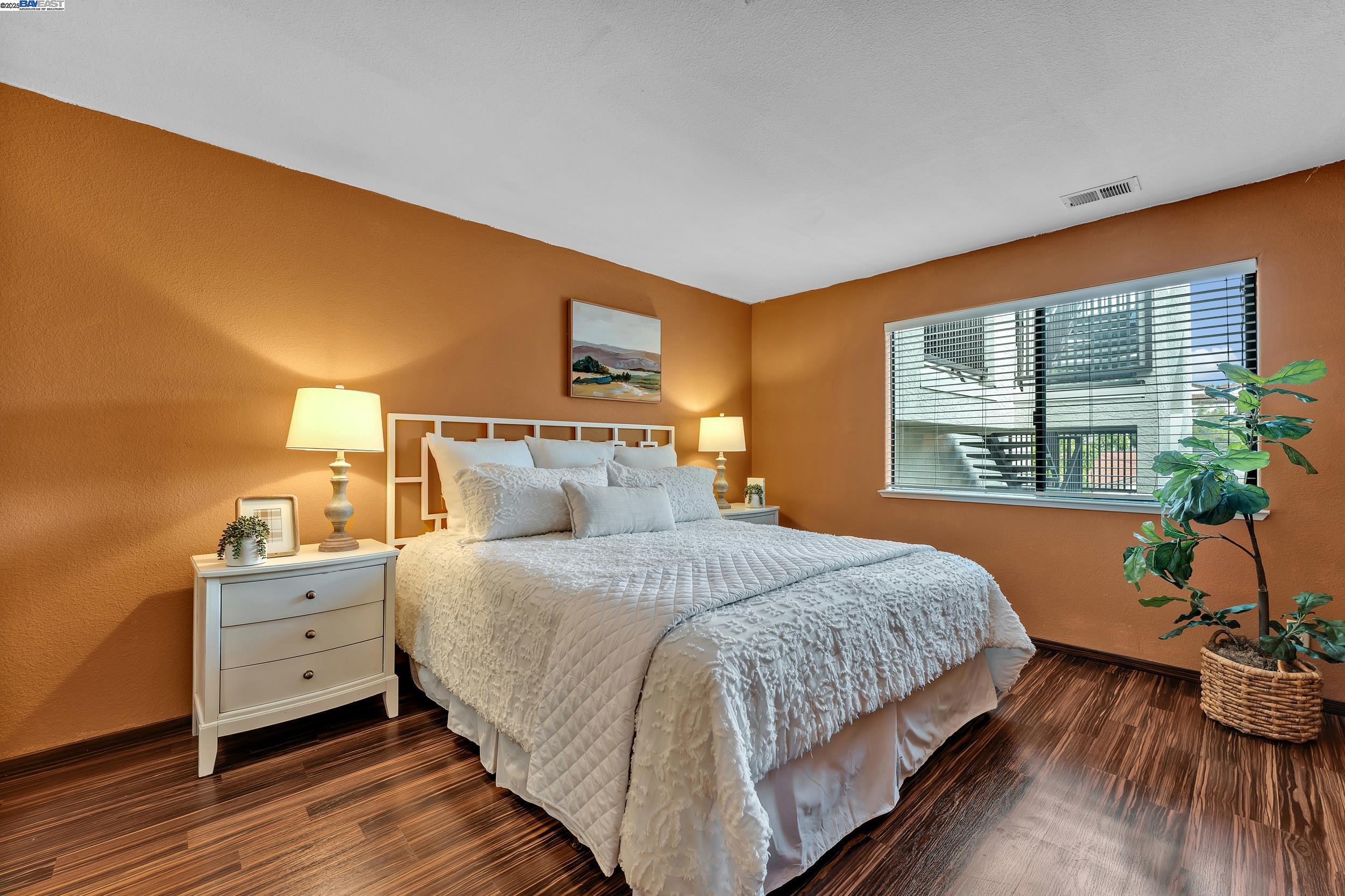 Detail Gallery Image 16 of 28 For 21239 Gary Dr 317d,  Hayward,  CA 94546 - 2 Beds | 2 Baths