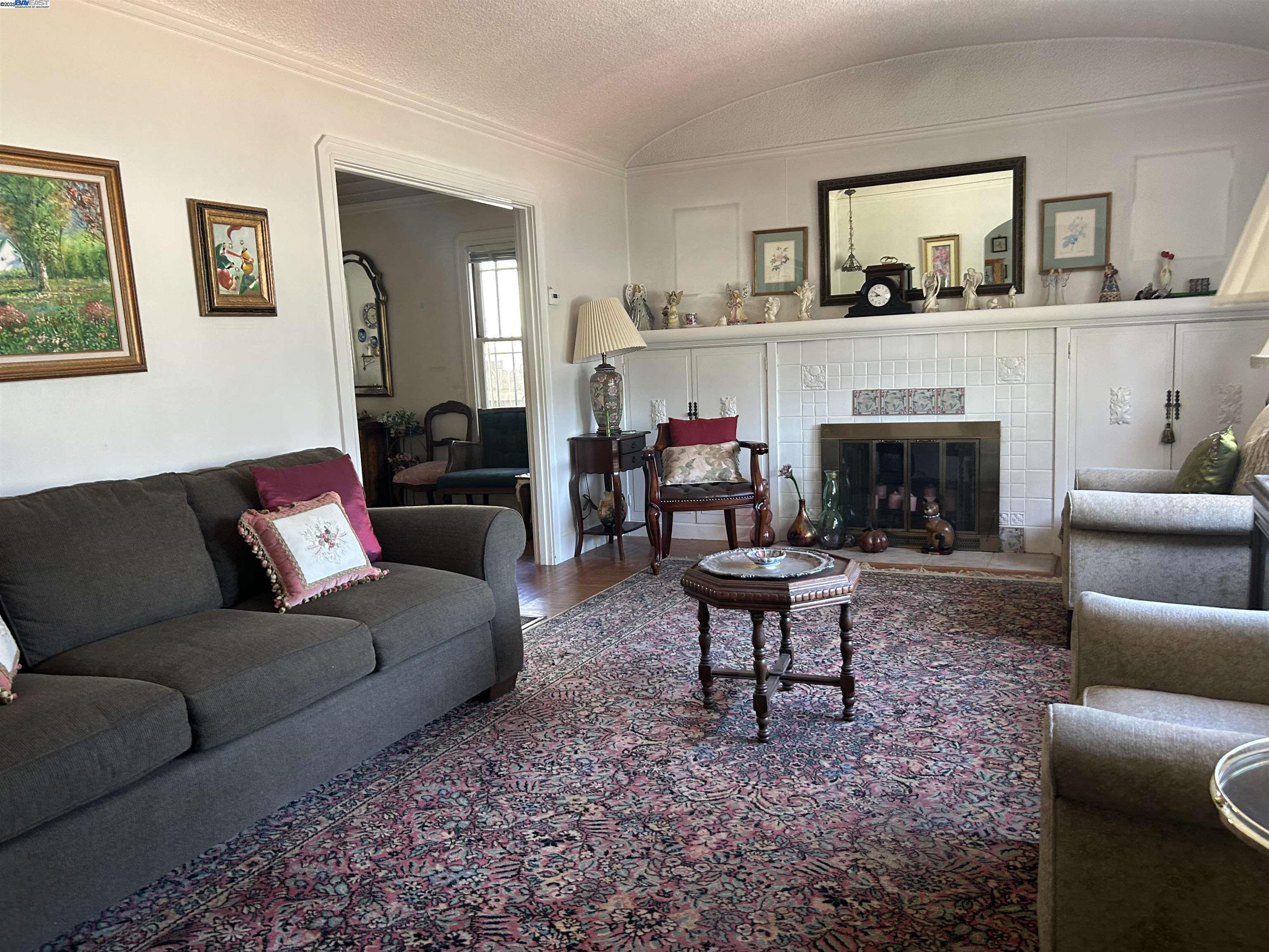 Detail Gallery Image 3 of 25 For 406 Begier Ave, San Leandro,  CA 94577 - 3 Beds | 1/1 Baths
