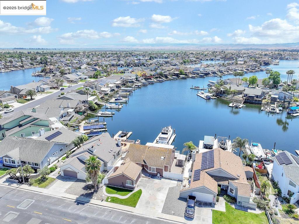 Detail Gallery Image 2 of 32 For 2136 Sand Point Rd, Discovery Bay,  CA 94505 - 3 Beds | 2 Baths