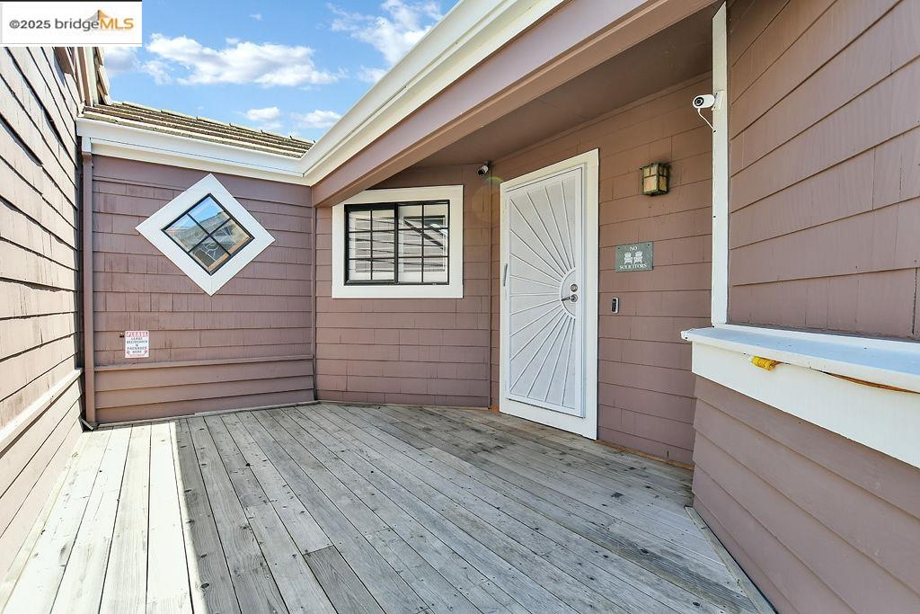 Detail Gallery Image 4 of 32 For 2136 Sand Point Rd, Discovery Bay,  CA 94505 - 3 Beds | 2 Baths