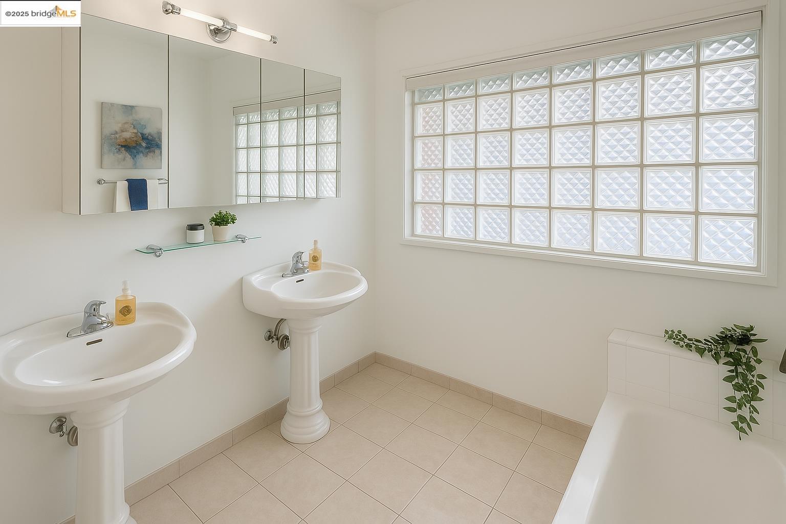 Detail Gallery Image 10 of 21 For 2136 Sand Point Rd, Discovery Bay,  CA 94505 - 3 Beds | 2 Baths