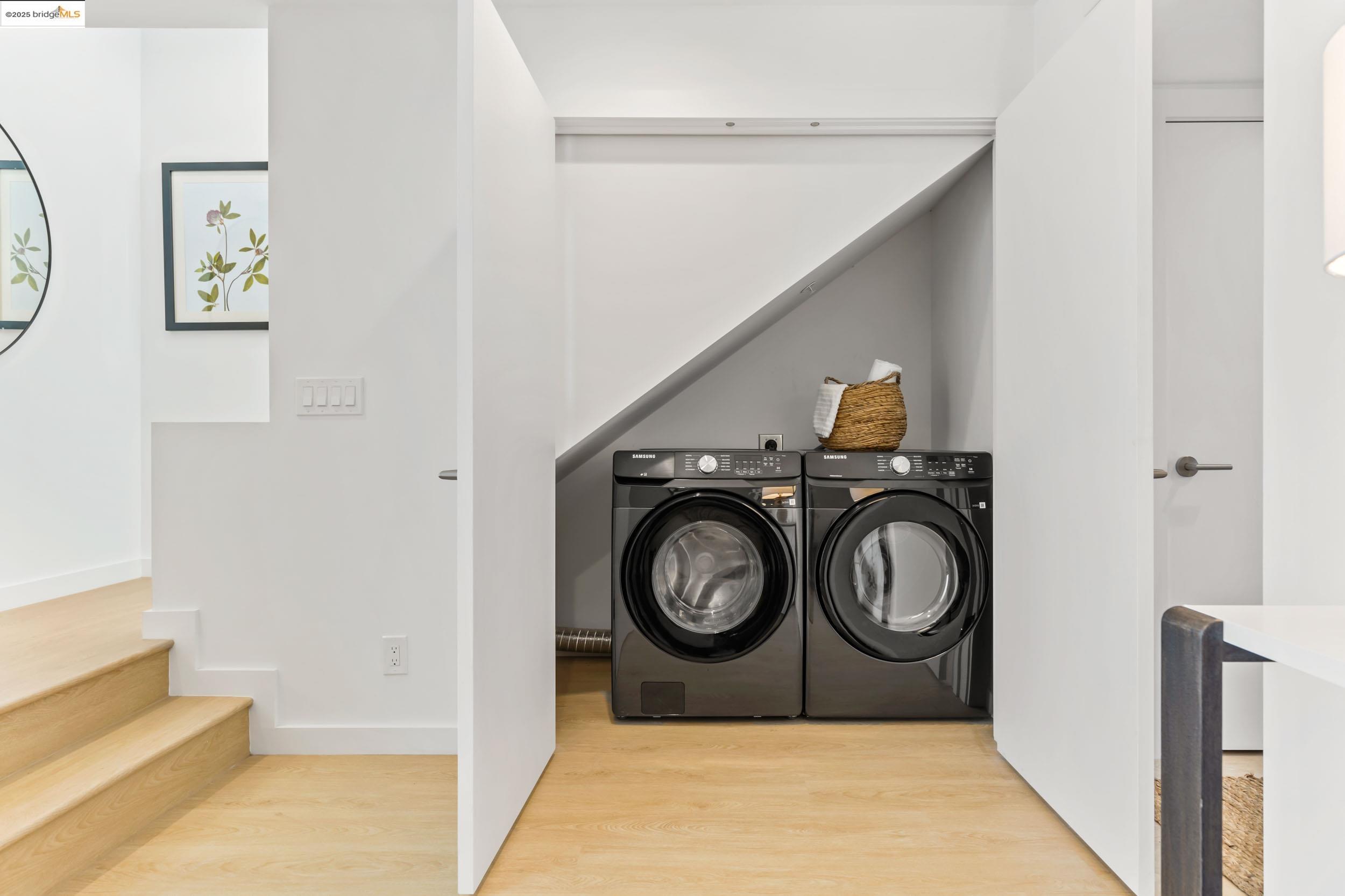 Detail Gallery Image 6 of 29 For 4031 Park Blvd, Oakland,  CA 94602 - 3 Beds | 2 Baths