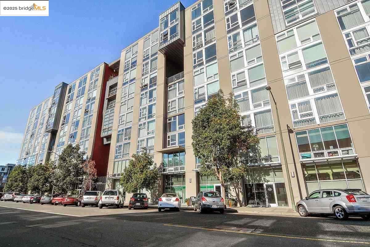 Detail Gallery Image 1 of 25 For 311 Oak St #719,  Oakland,  CA 94607 - 0 Beds | 1 Baths
