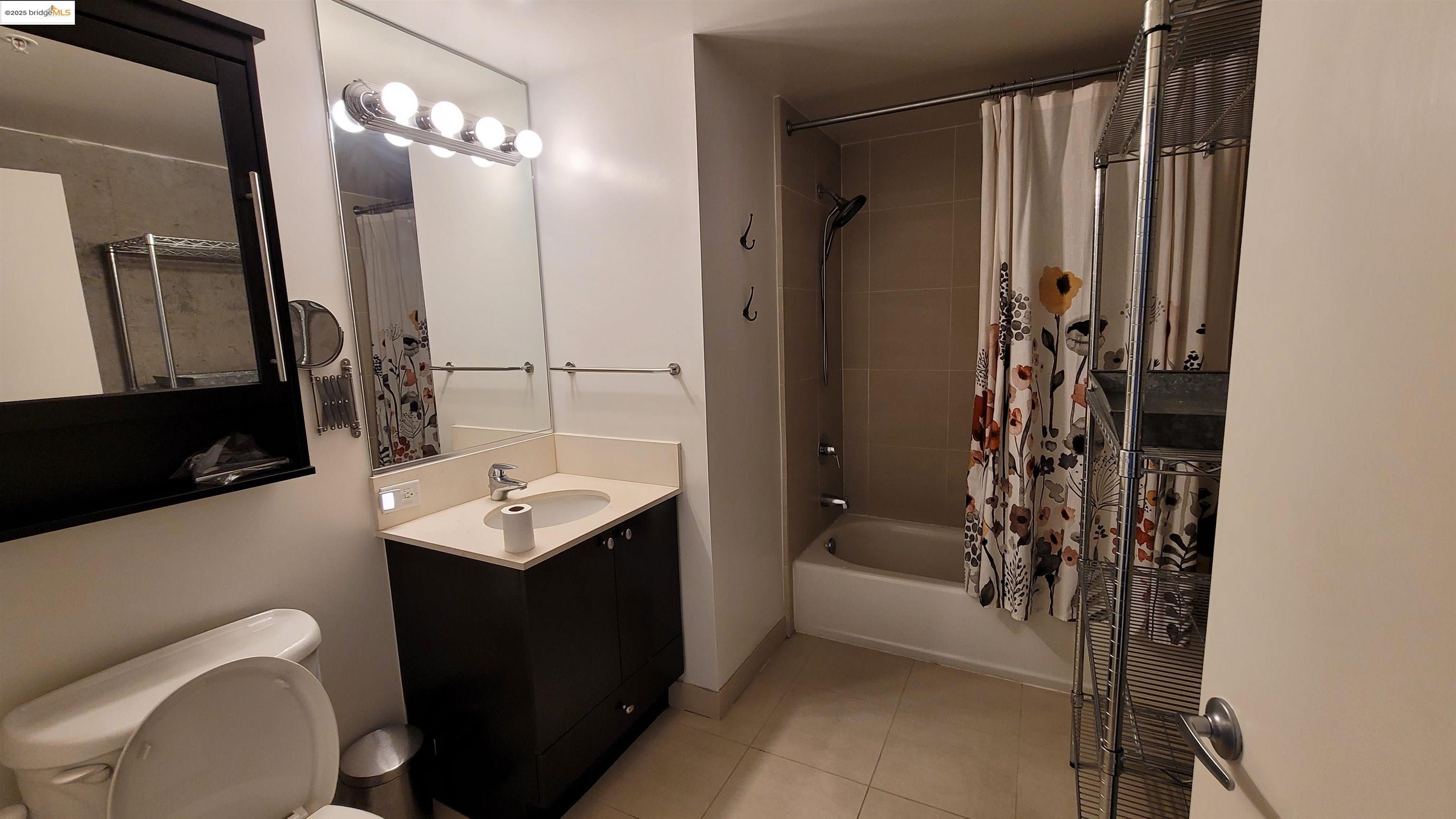Detail Gallery Image 23 of 25 For 311 Oak St #719,  Oakland,  CA 94607 - 0 Beds | 1 Baths
