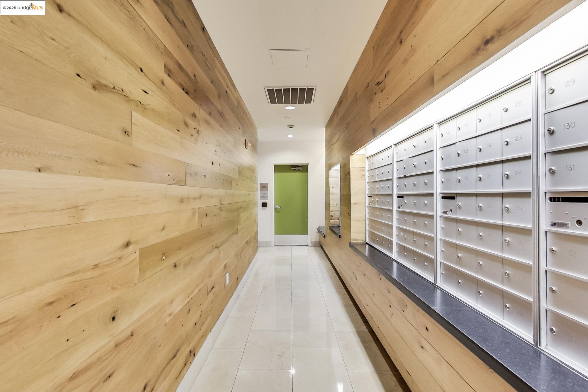 Detail Gallery Image 8 of 25 For 311 Oak St #719,  Oakland,  CA 94607 - 0 Beds | 1 Baths