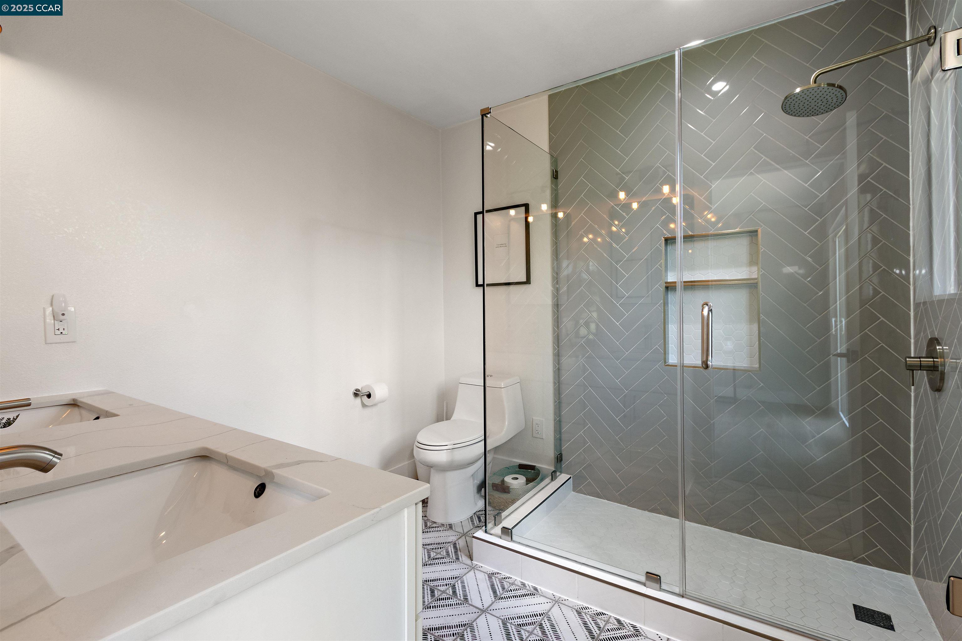 Detail Gallery Image 17 of 38 For 225 Babette Ct, Pleasant Hill,  CA 94523 - 4 Beds | 2 Baths