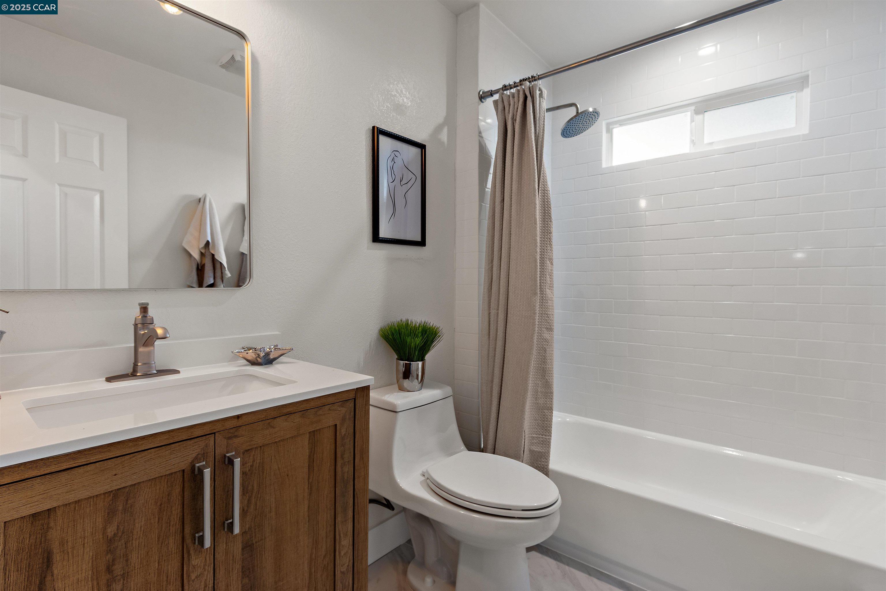 Detail Gallery Image 23 of 38 For 225 Babette Ct, Pleasant Hill,  CA 94523 - 4 Beds | 2 Baths
