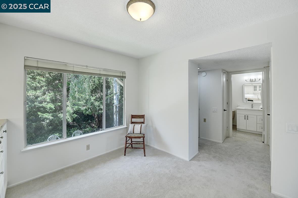 Photo #12: 41097315 Listing: Photo #12