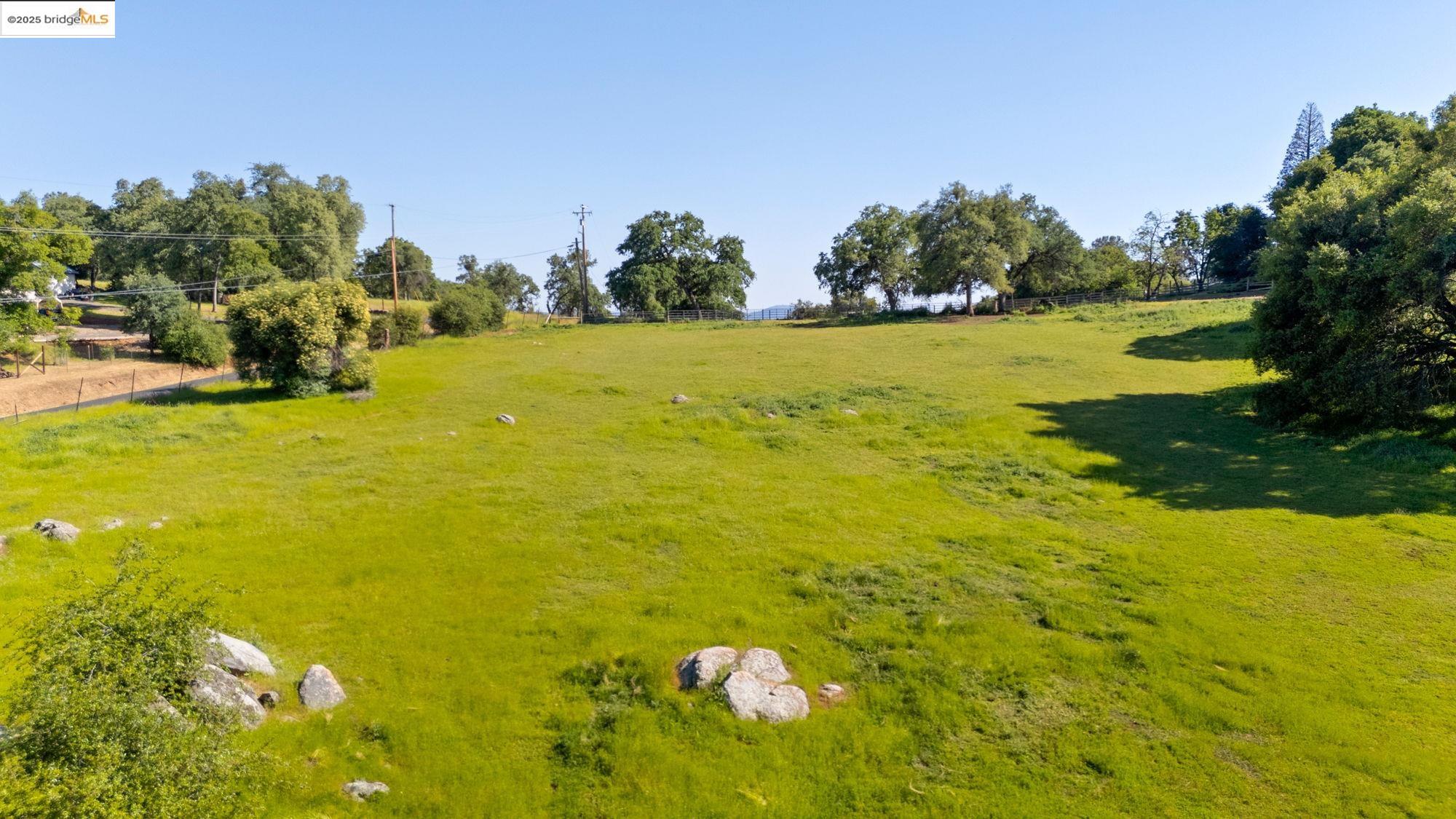 Detail Gallery Image 11 of 50 For 17822 Old Wards Ferry Rd, Sonora,  CA 95370 - 2 Beds | 2/1 Baths