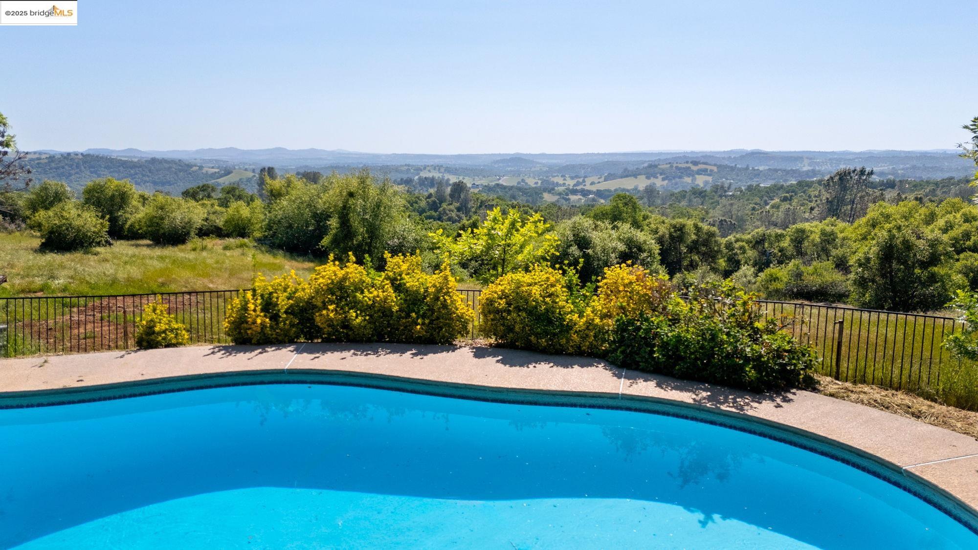 Detail Gallery Image 14 of 50 For 17822 Old Wards Ferry Rd, Sonora,  CA 95370 - 2 Beds | 2/1 Baths