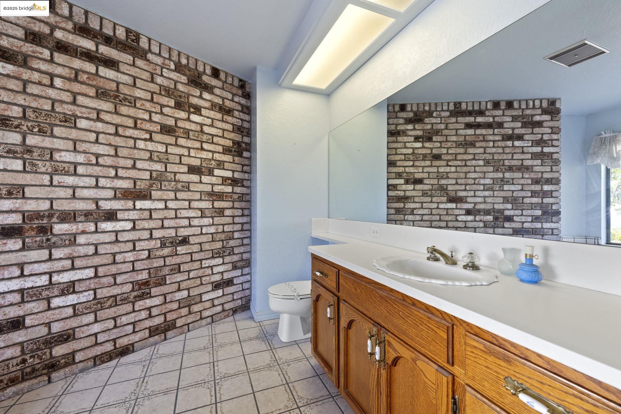 Detail Gallery Image 43 of 50 For 17822 Old Wards Ferry Rd, Sonora,  CA 95370 - 2 Beds | 2/1 Baths
